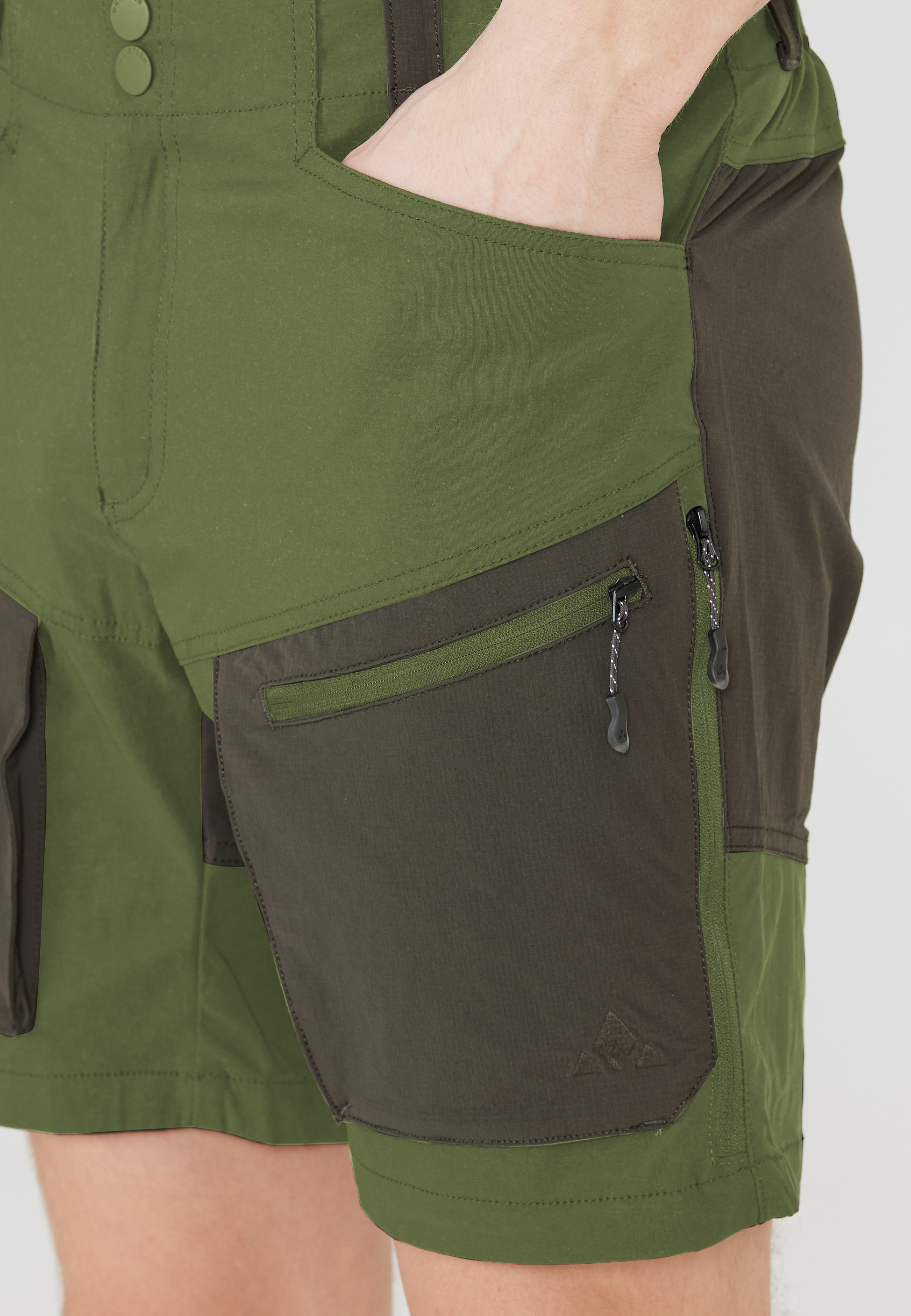 WHISTLER, Kodiak Outdoor Shorts