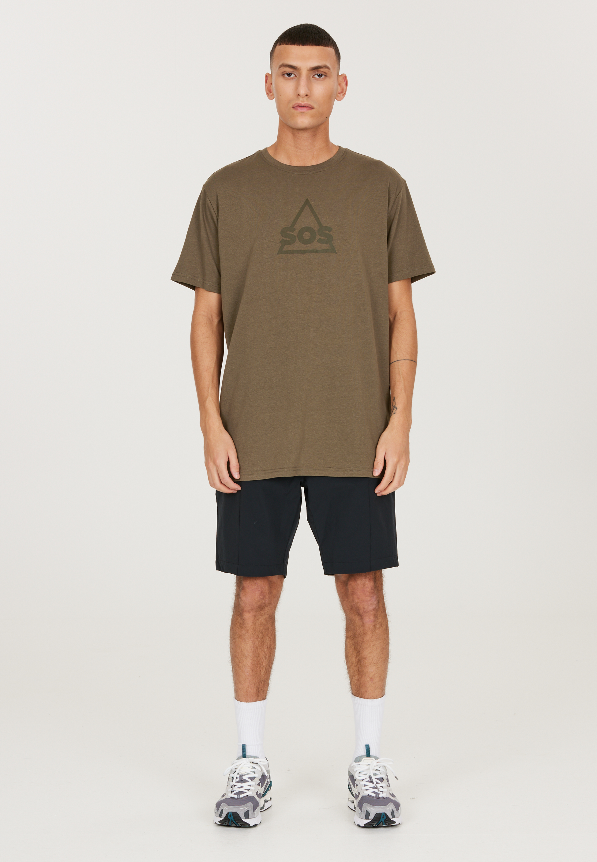 SOS, Komodo Shorts