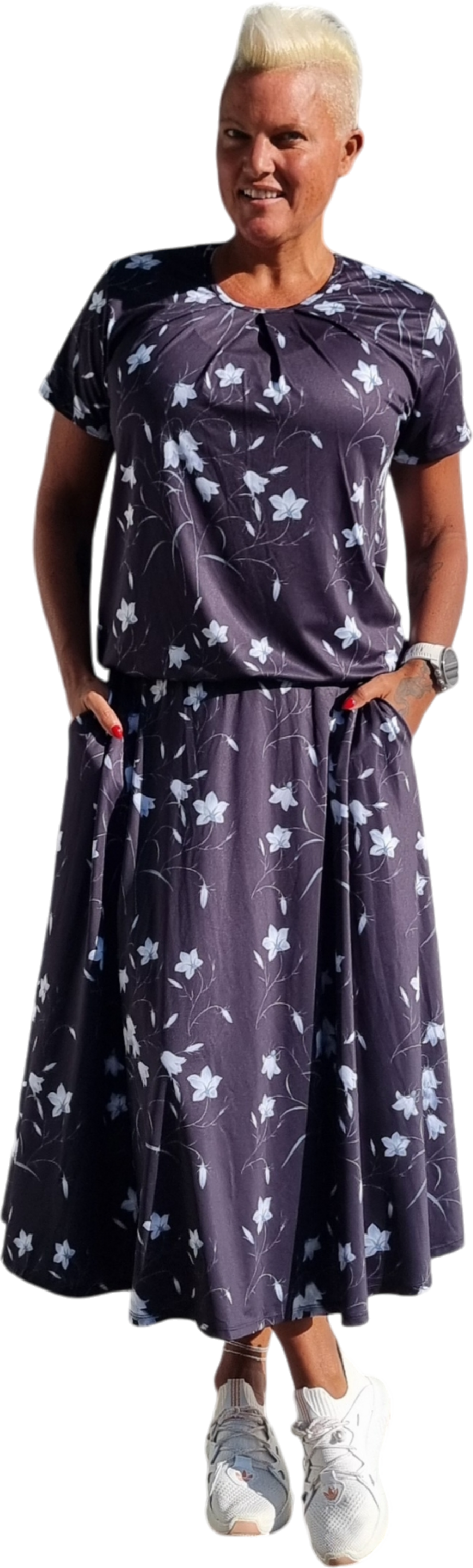 SHE DID, Kortärmad Topp Wild Lily