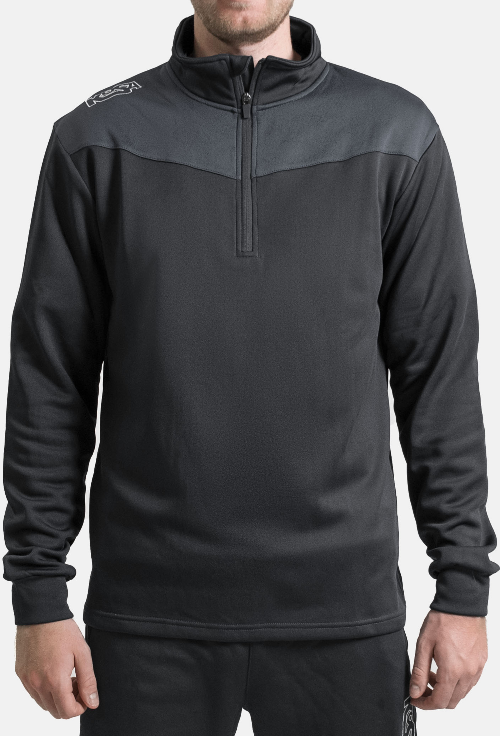 KOSA, Kosa Zip Neck Svart