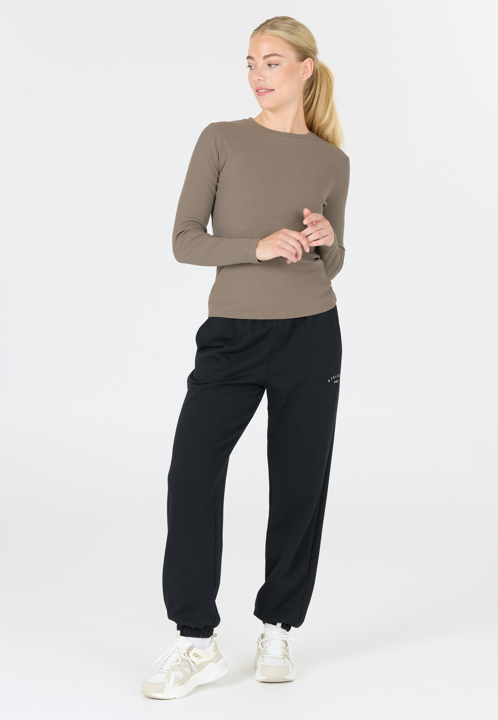 ATHLECIA, Lankae Long Sleeve Shirt