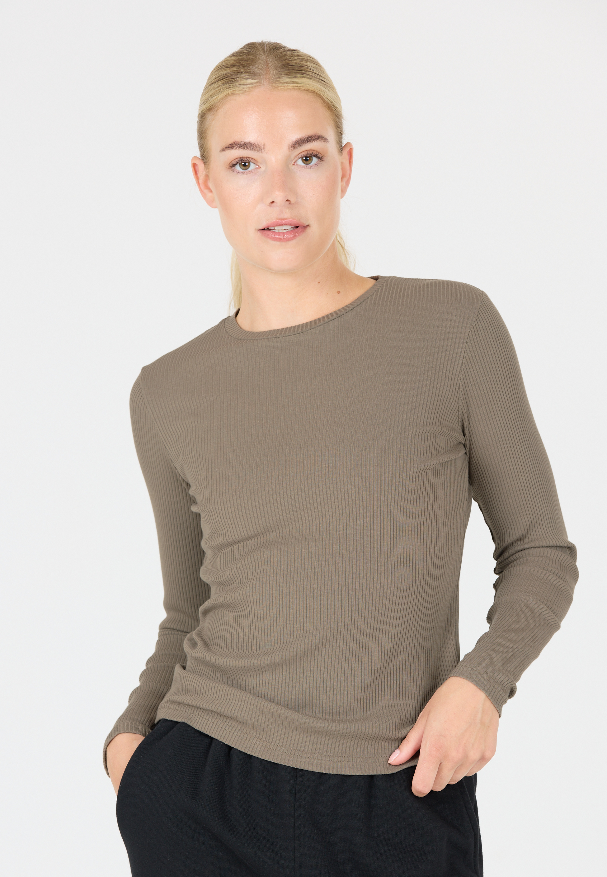 ATHLECIA, Lankae Long Sleeve Shirt