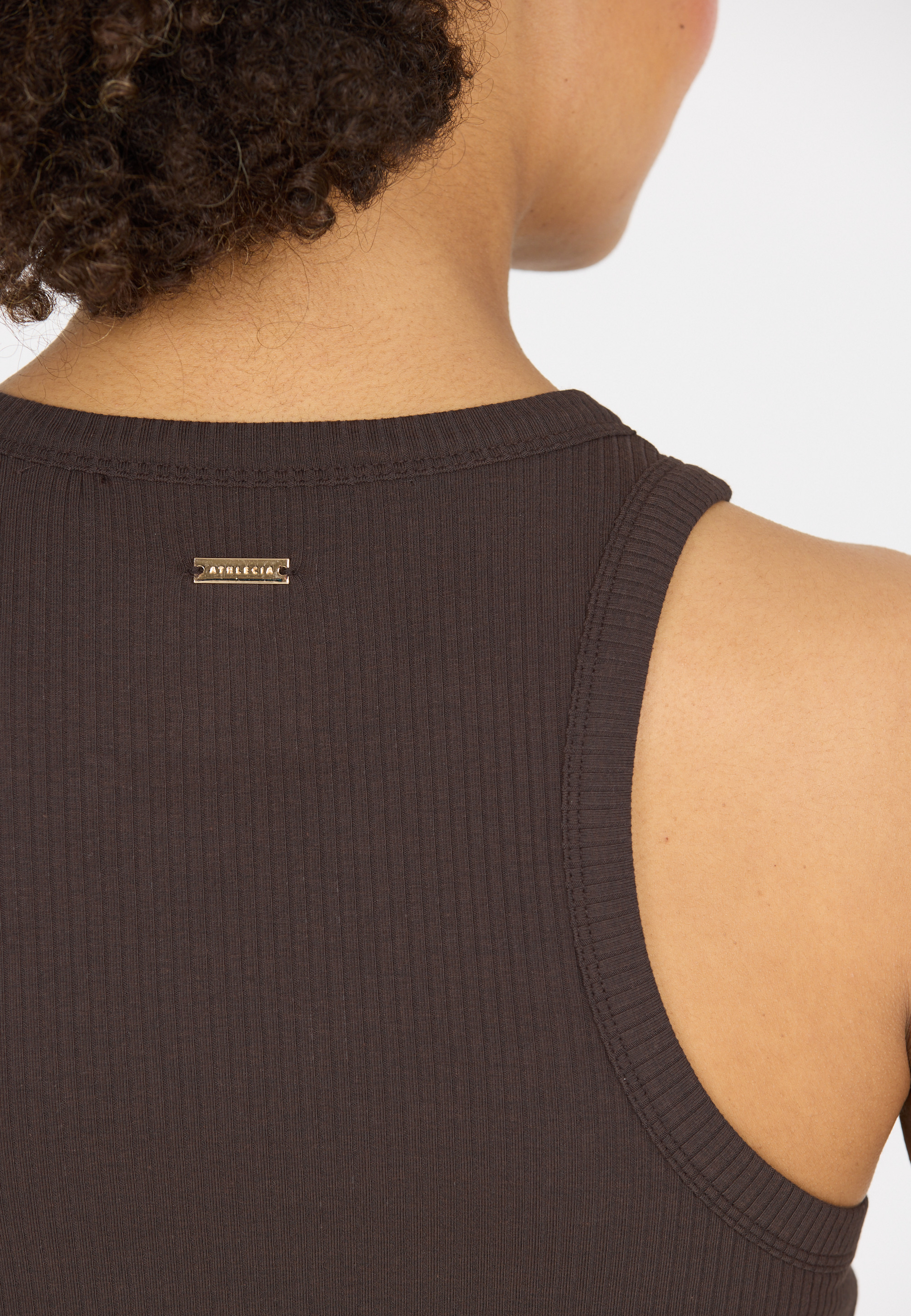 ATHLECIA, Lankae Top