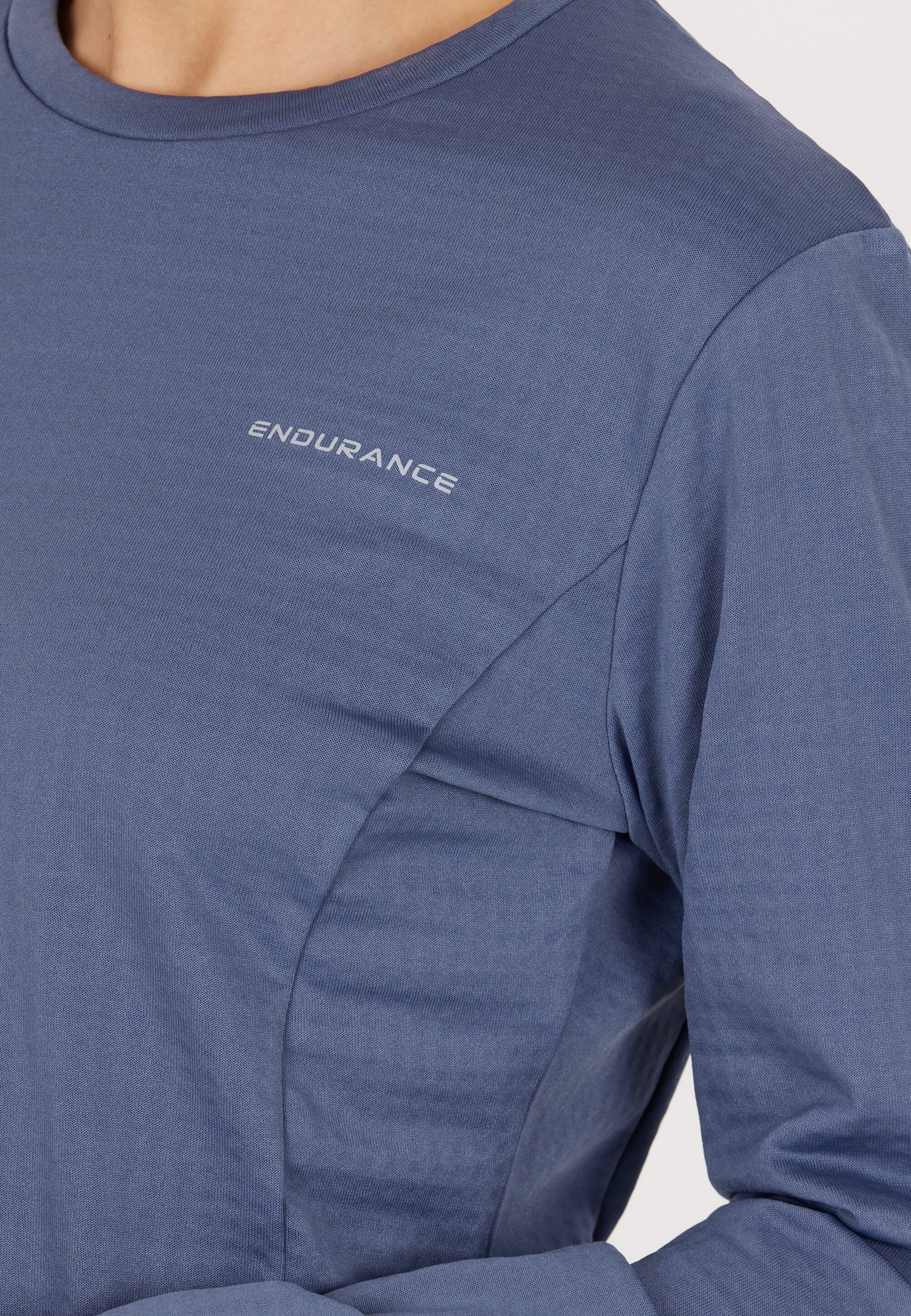 ENDURANCE, Leah Midlayer