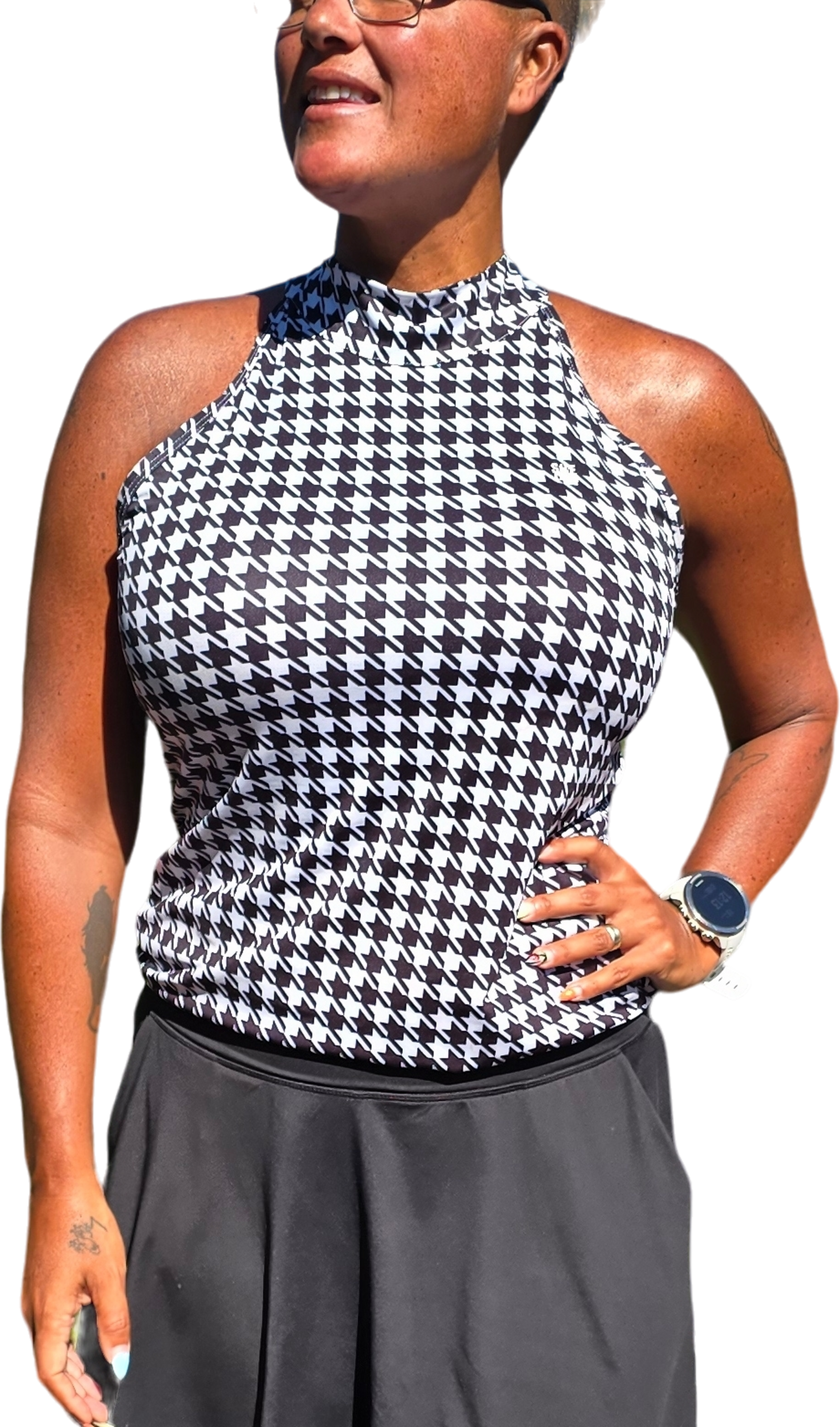 SHE DID, Linne Hundtand