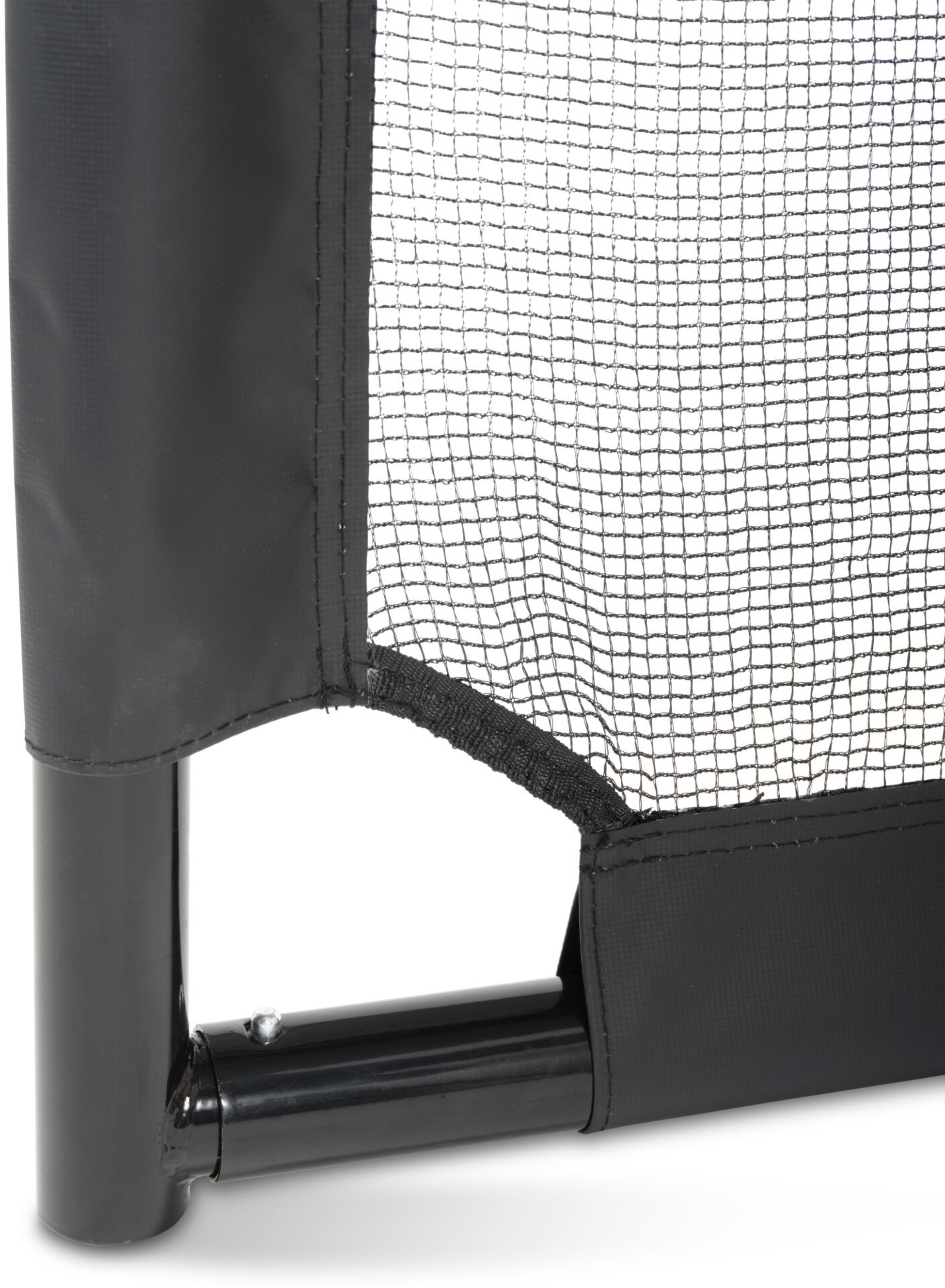 EXIT, Maestro Fotbollsm&aring;l Av St&aring;l 180x120cm - Svart