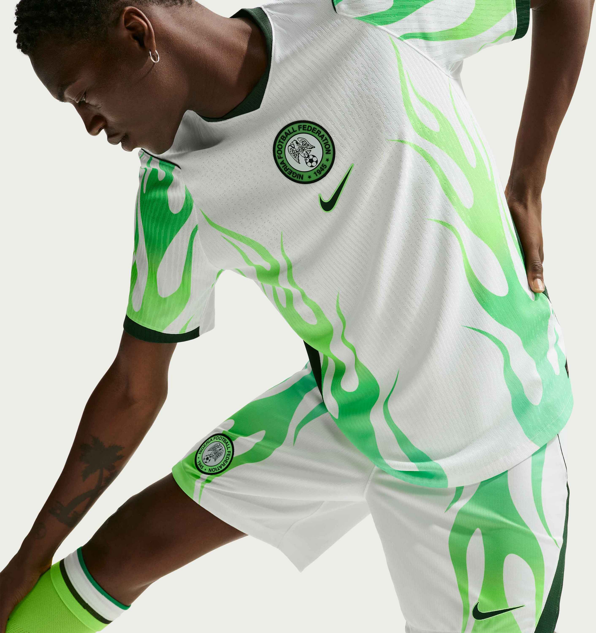 NIKE, Men's Aero-fit Football Authentic Jersey Nigeria 2026 Match Away