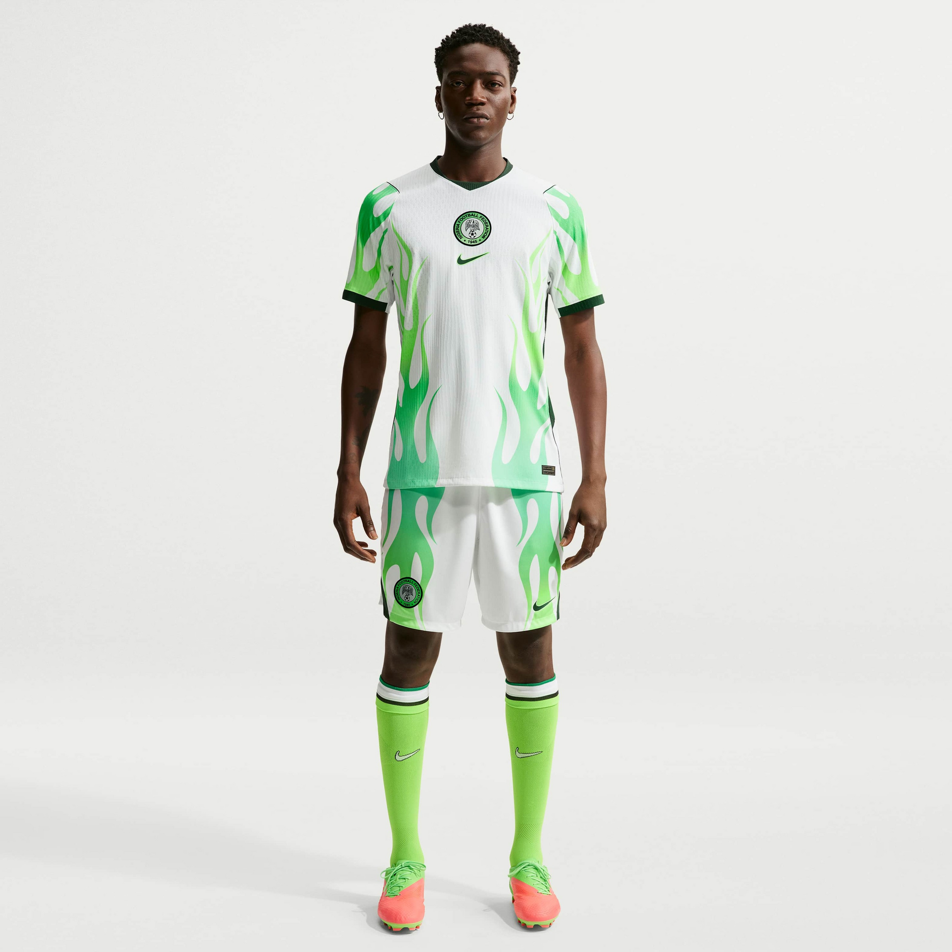 NIKE, Men's Aero-fit Football Authentic Jersey Nigeria 2026 Match Away