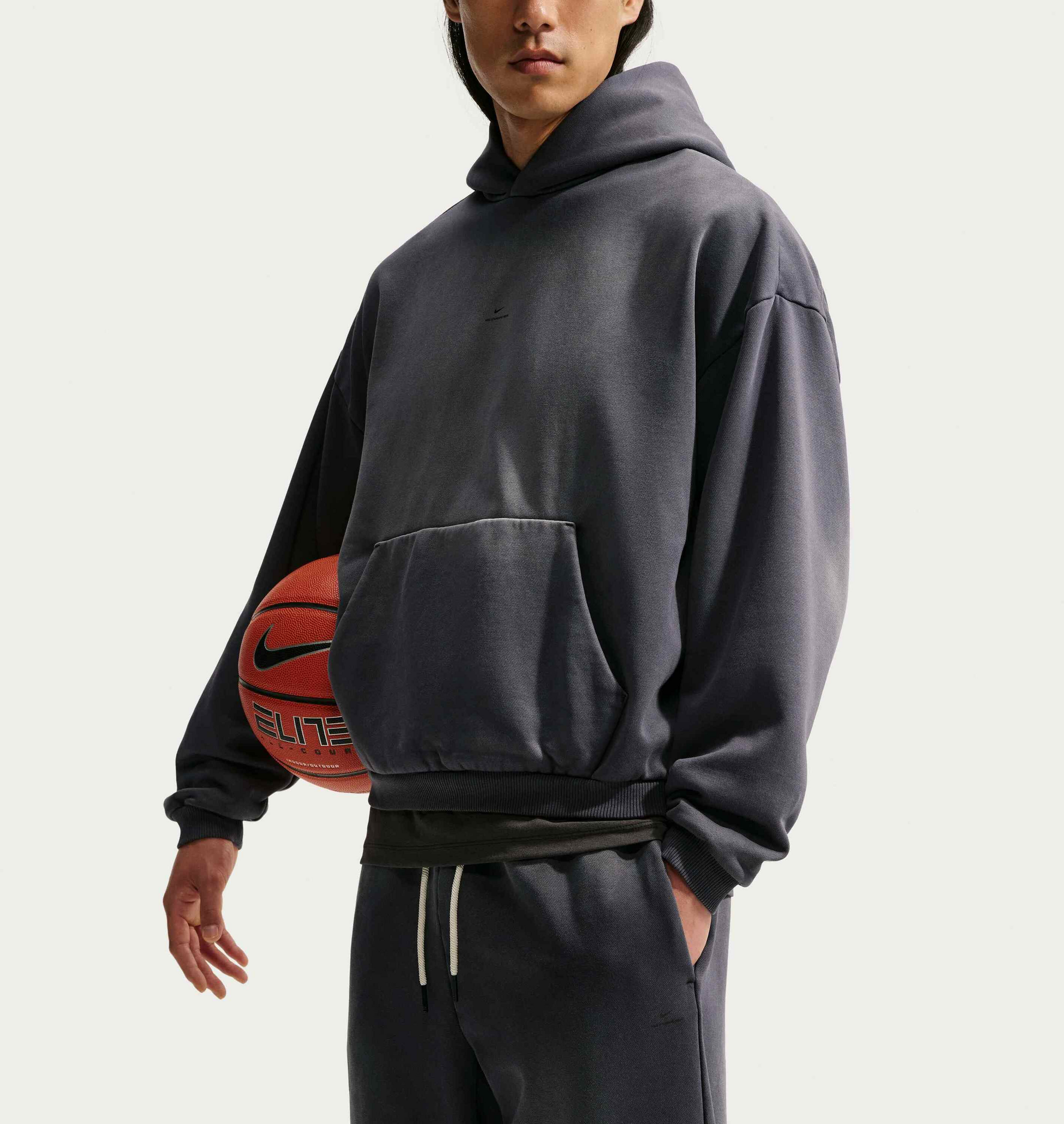 NIKE, Men's Brushed Heavy Oversized Basketball Trousers Standard Issue