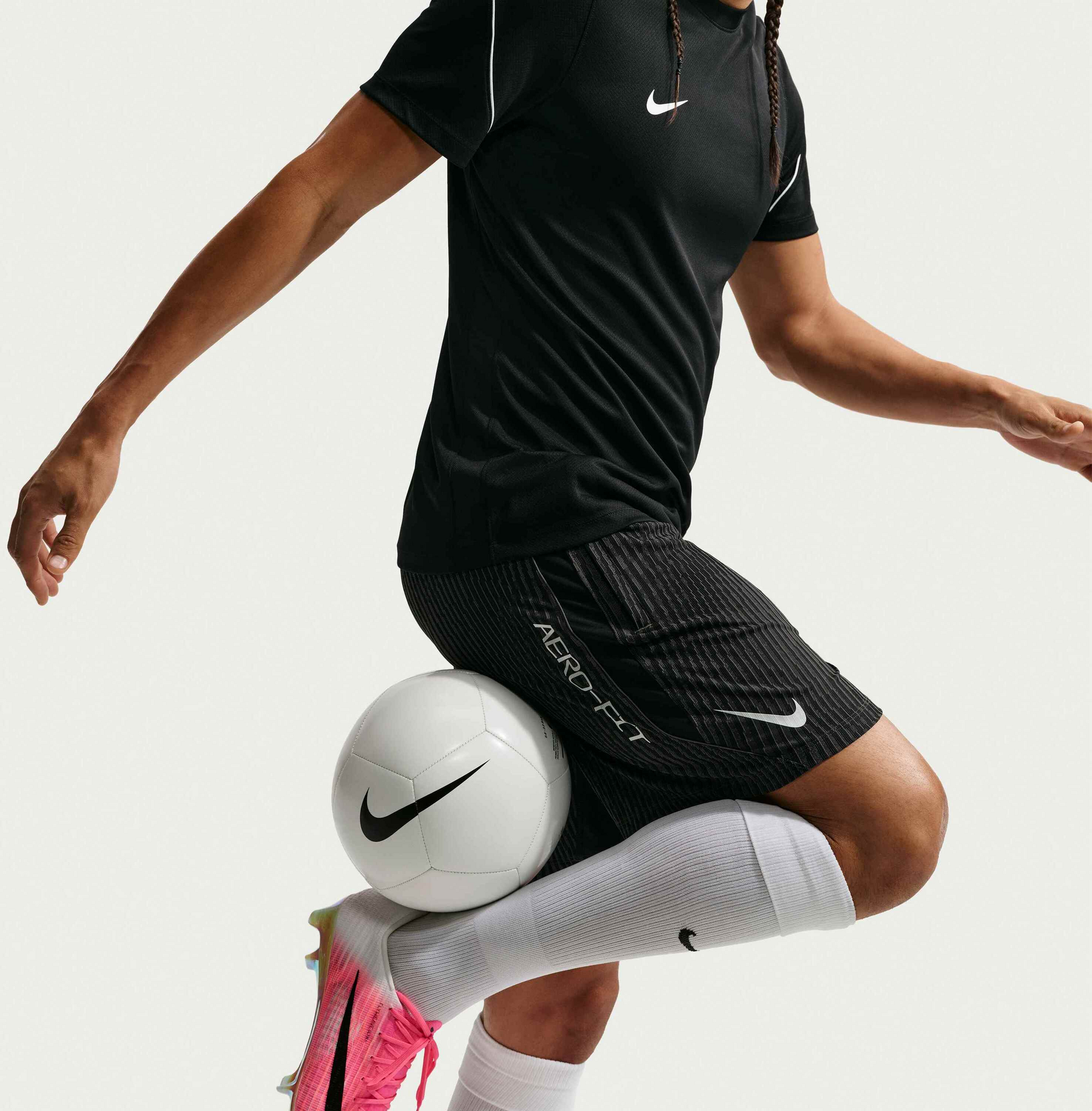 NIKE, Men's Dri-fit Adv Knit Football Shorts Strike Elite