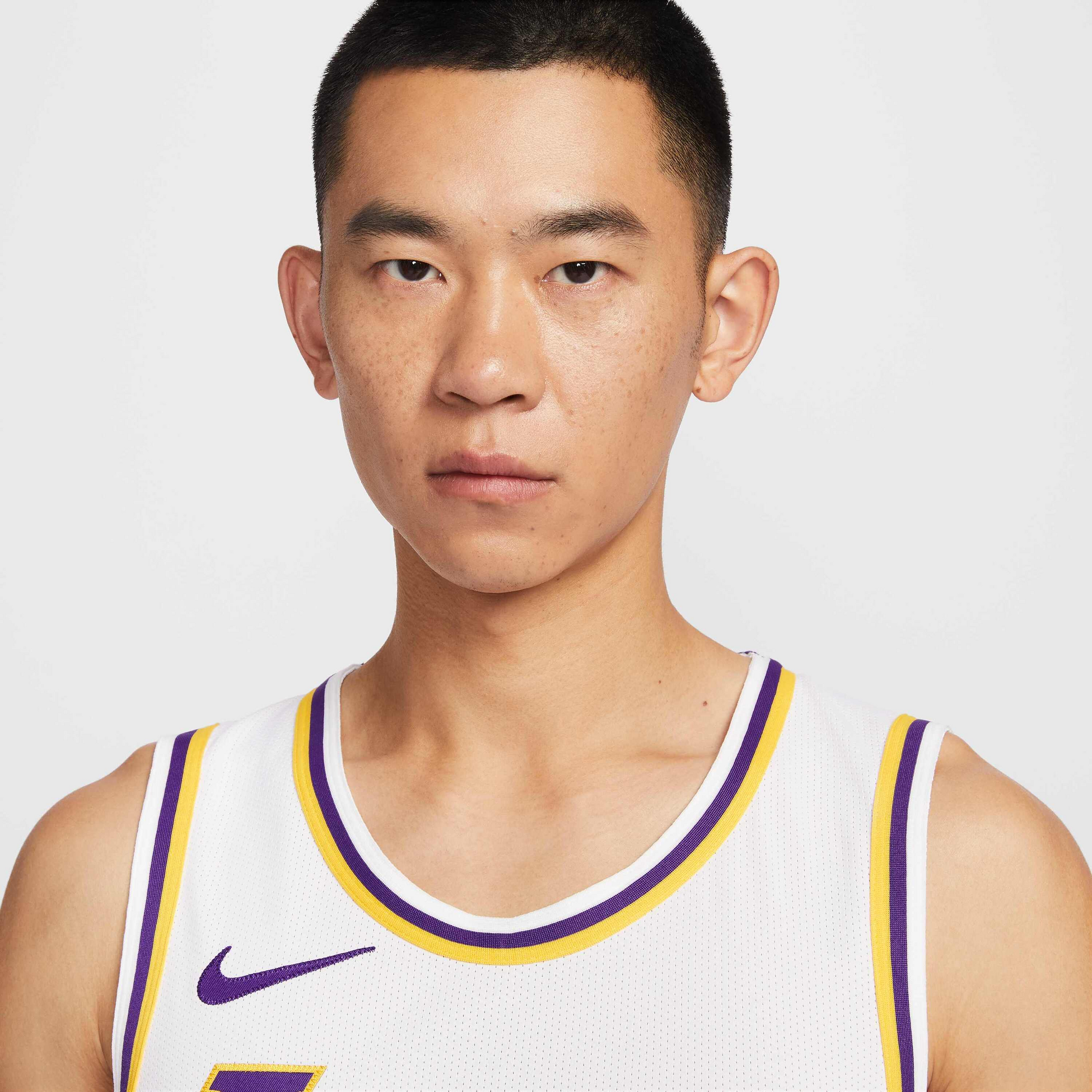 NIKE, Men's Dri-fit Adv Nba Authentic Jersey Los Angeles Lakers Association Edition