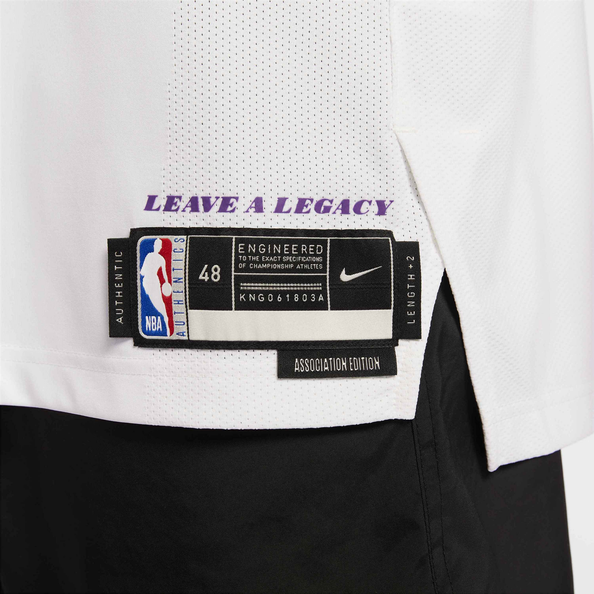 NIKE, Men's Dri-fit Adv Nba Authentic Jersey Los Angeles Lakers Association Edition