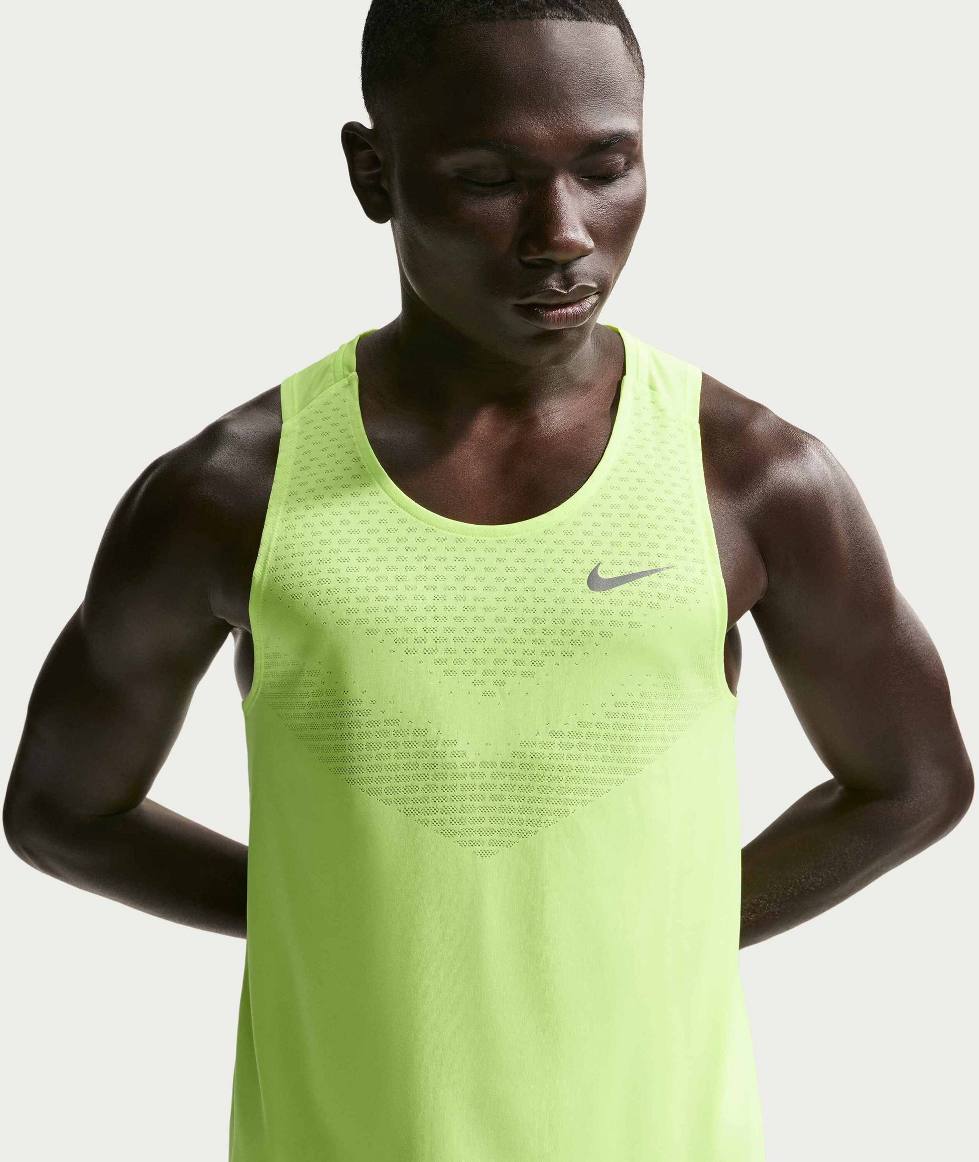NIKE, Men's Dri-fit Adv Running Tank Top Stride