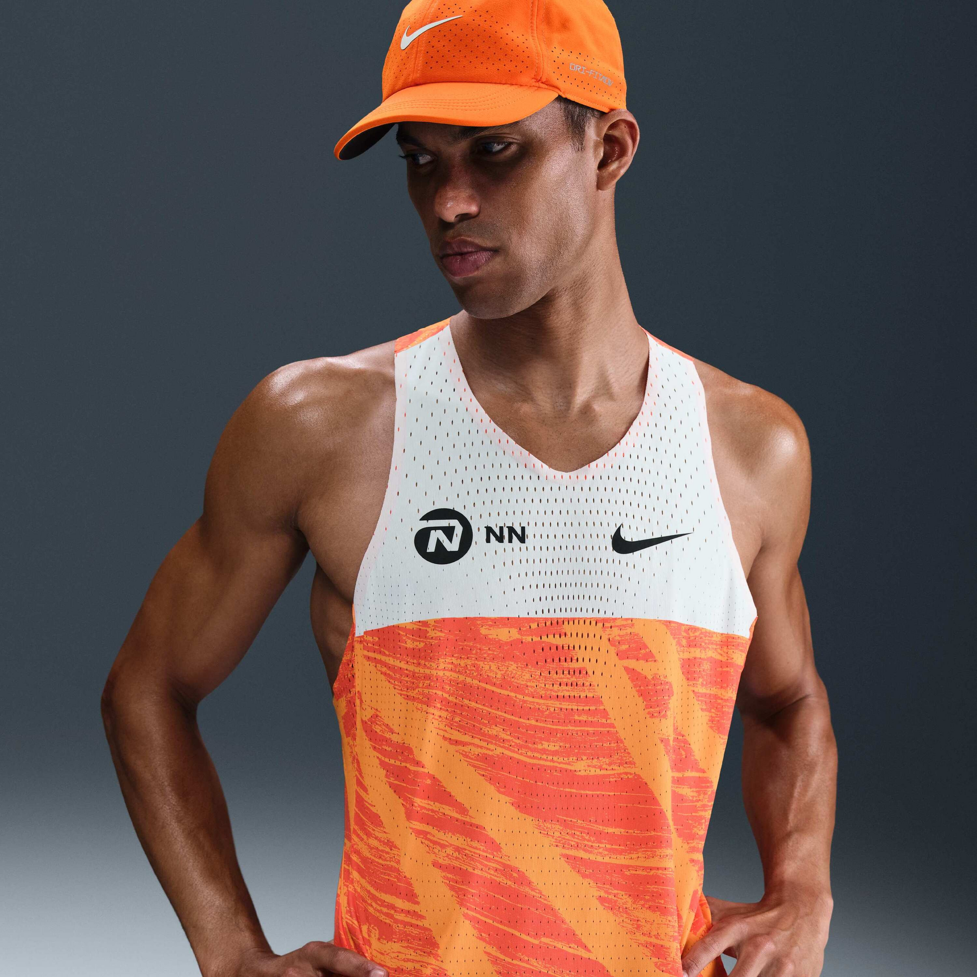 NIKE, Men's Dri-fit Adv Running Vest Aeroswift Nn