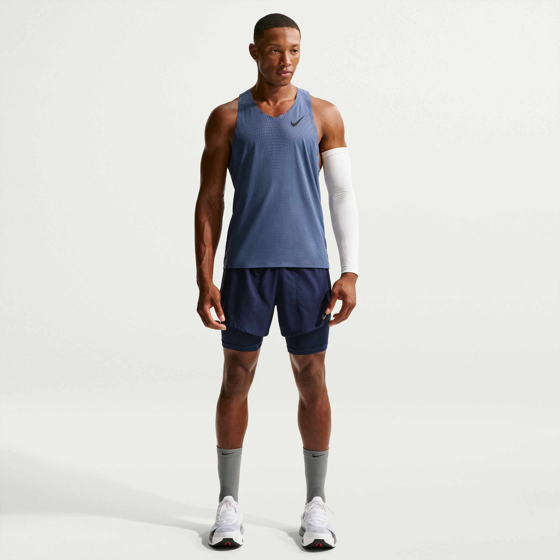 NIKE, Men's Dri-fit Adv Running Vest Aeroswift