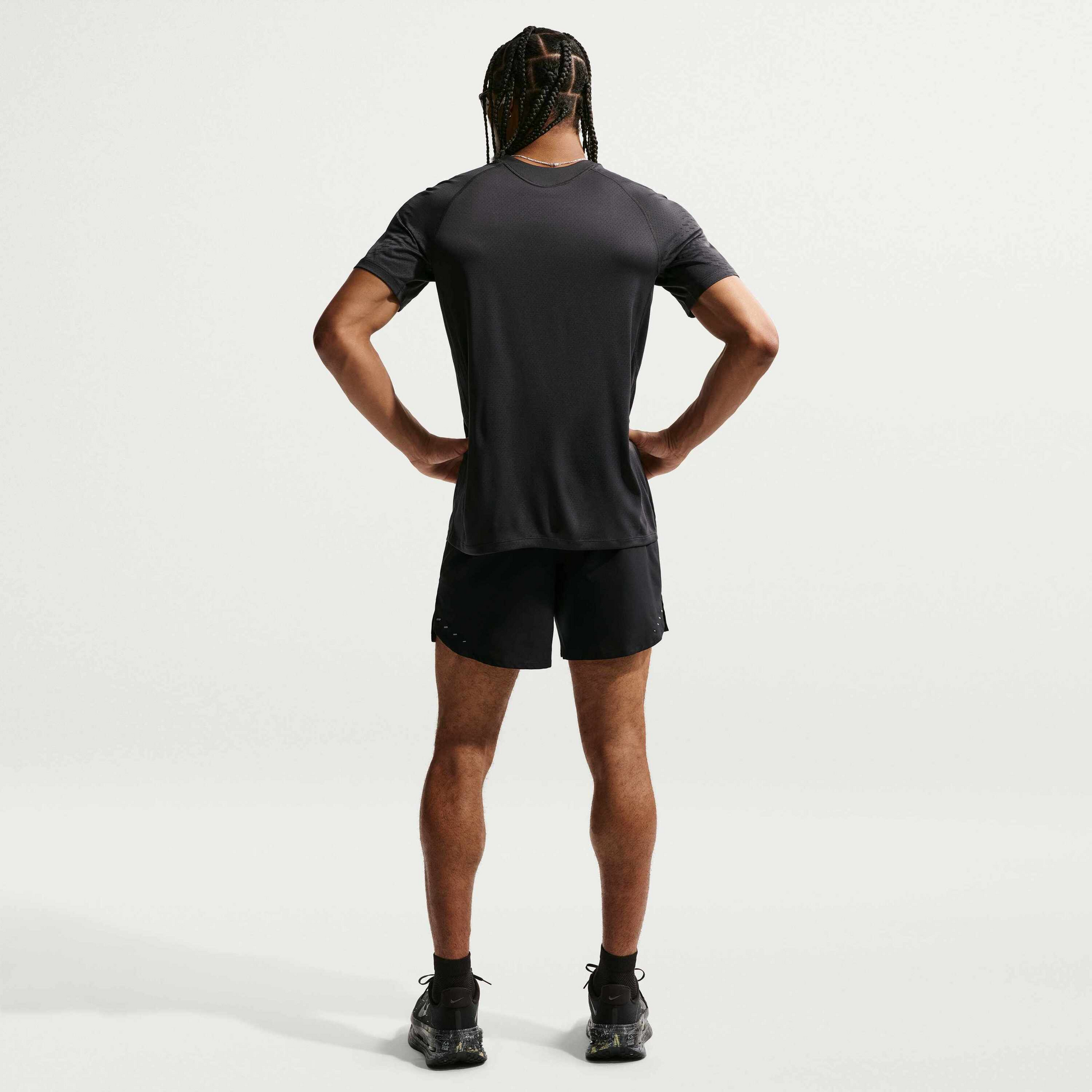 NIKE, Men's Dri-fit Adv Short-sleeve Running Top Stride Plus