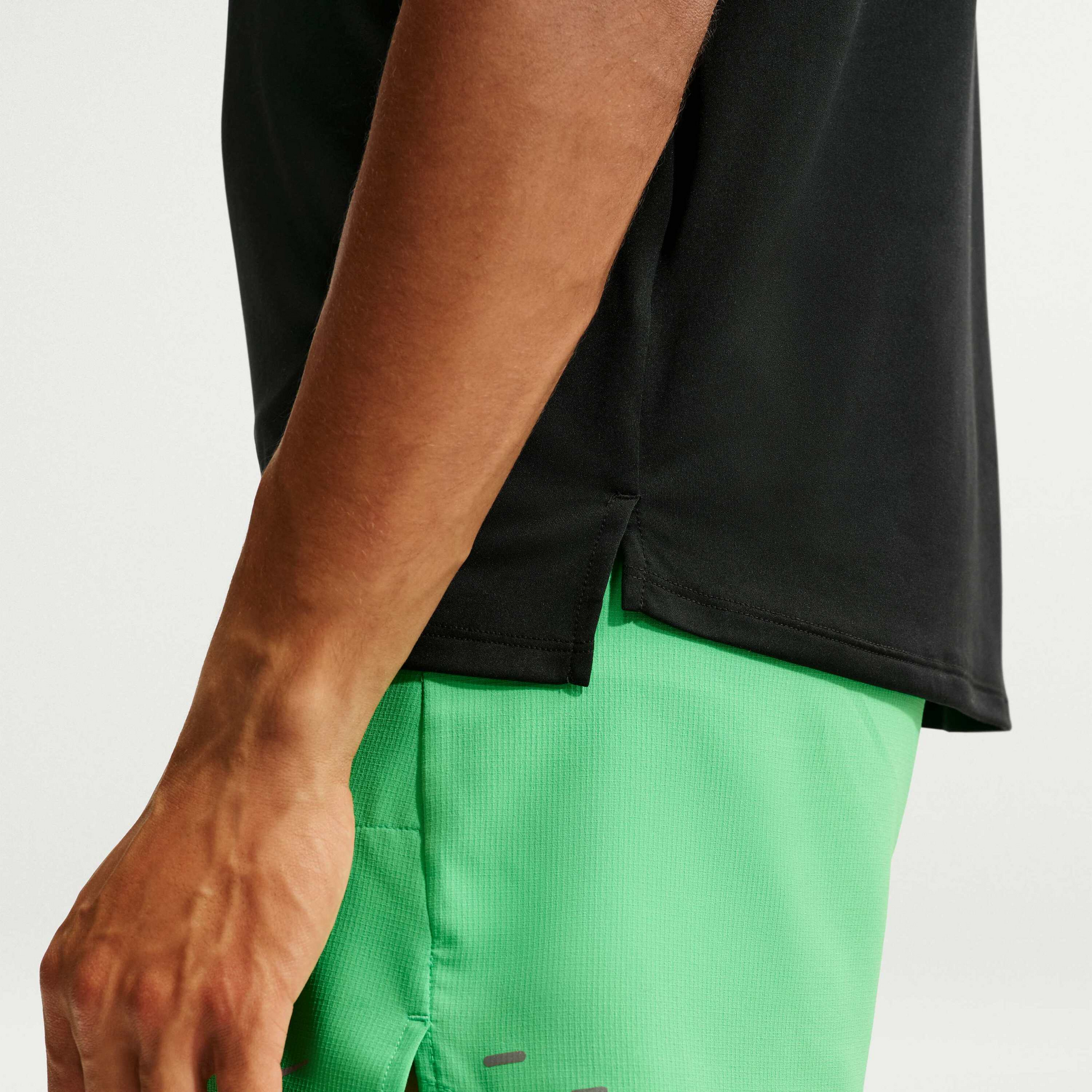 NIKE, Men's Dri-fit Adv Short-sleeve Running Top Stride
