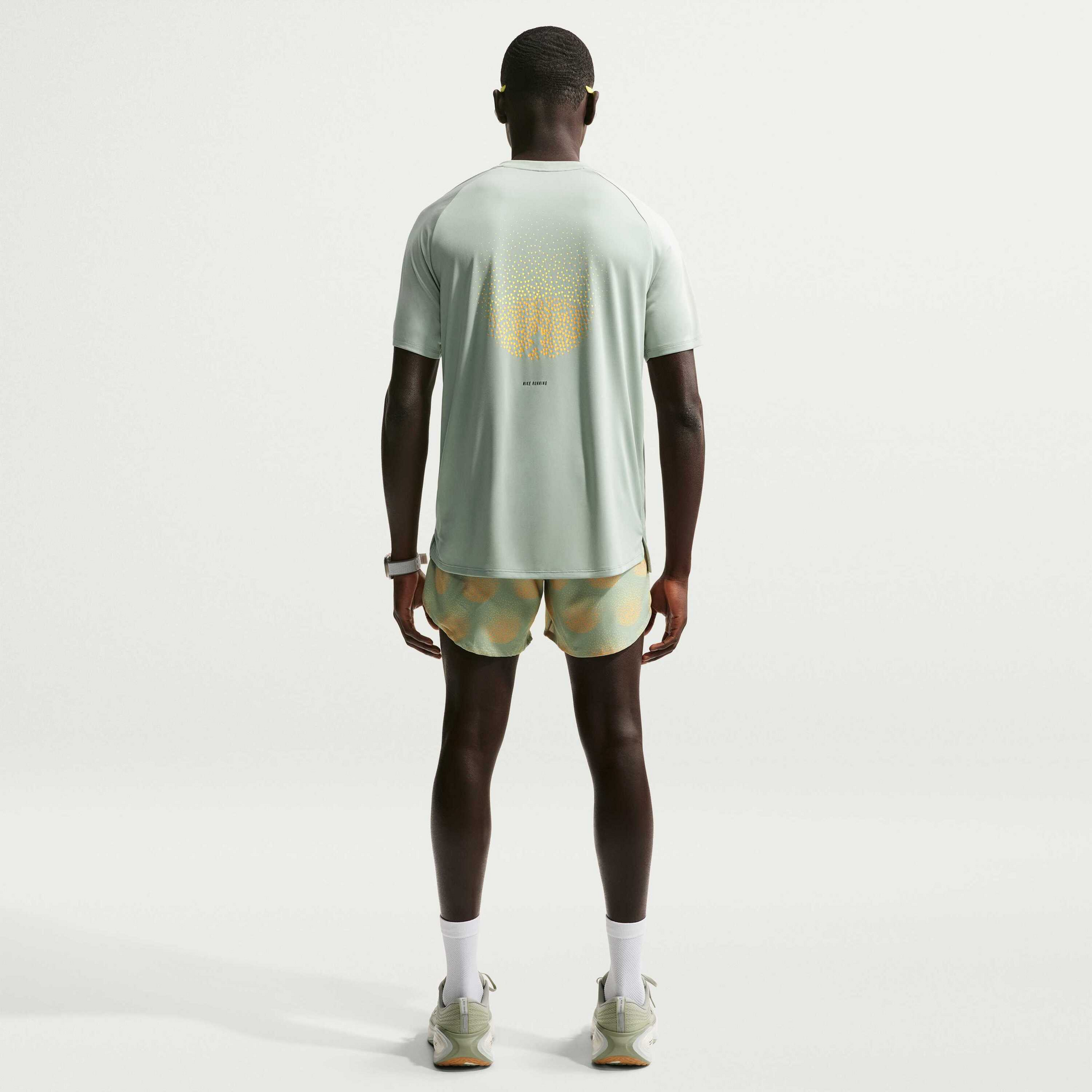 NIKE, Men's Dri-fit Adv Short-sleeve Running Top Stride