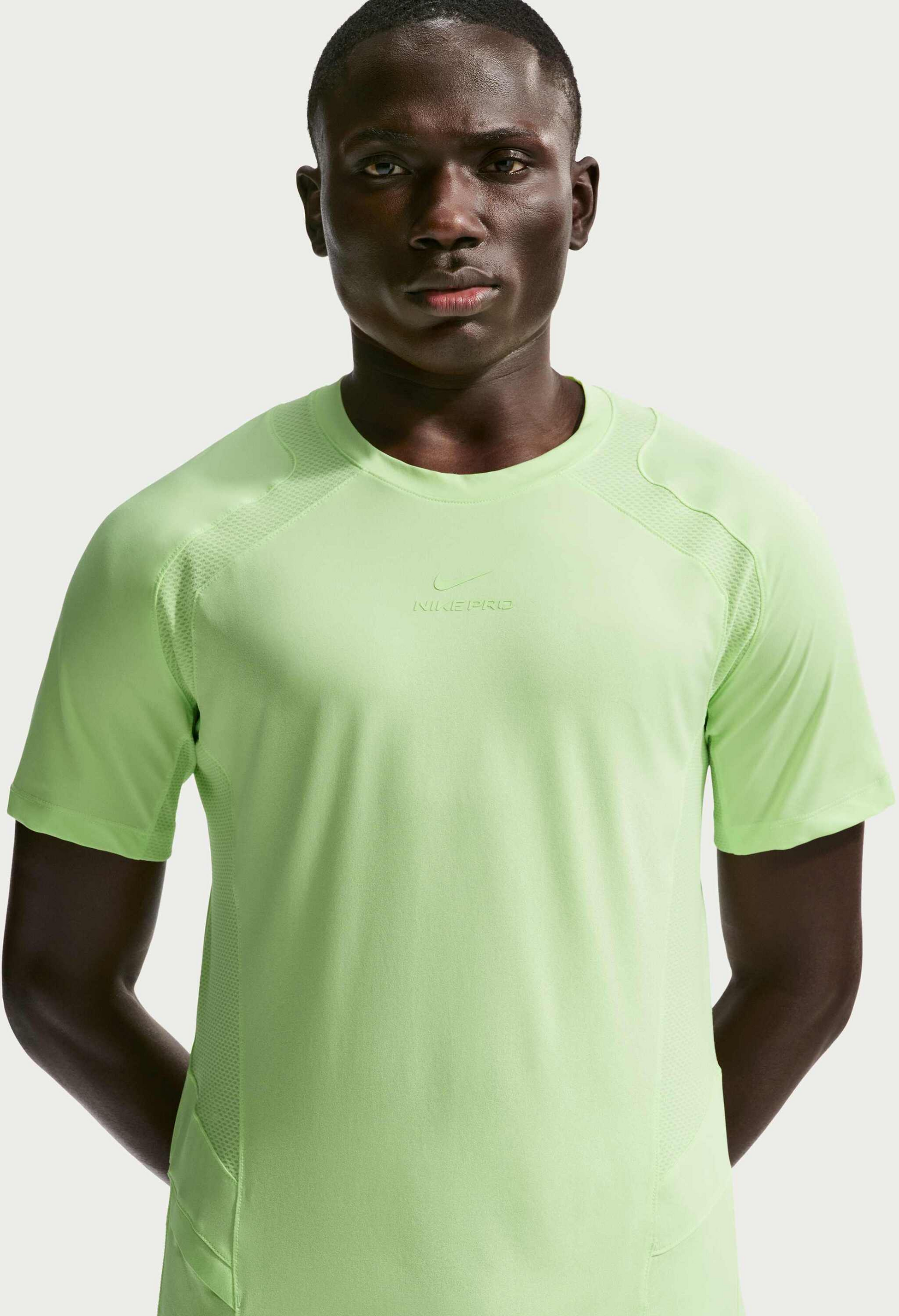 NIKE, Men's Dri-fit Adv Short-sleeve Top Pro Training