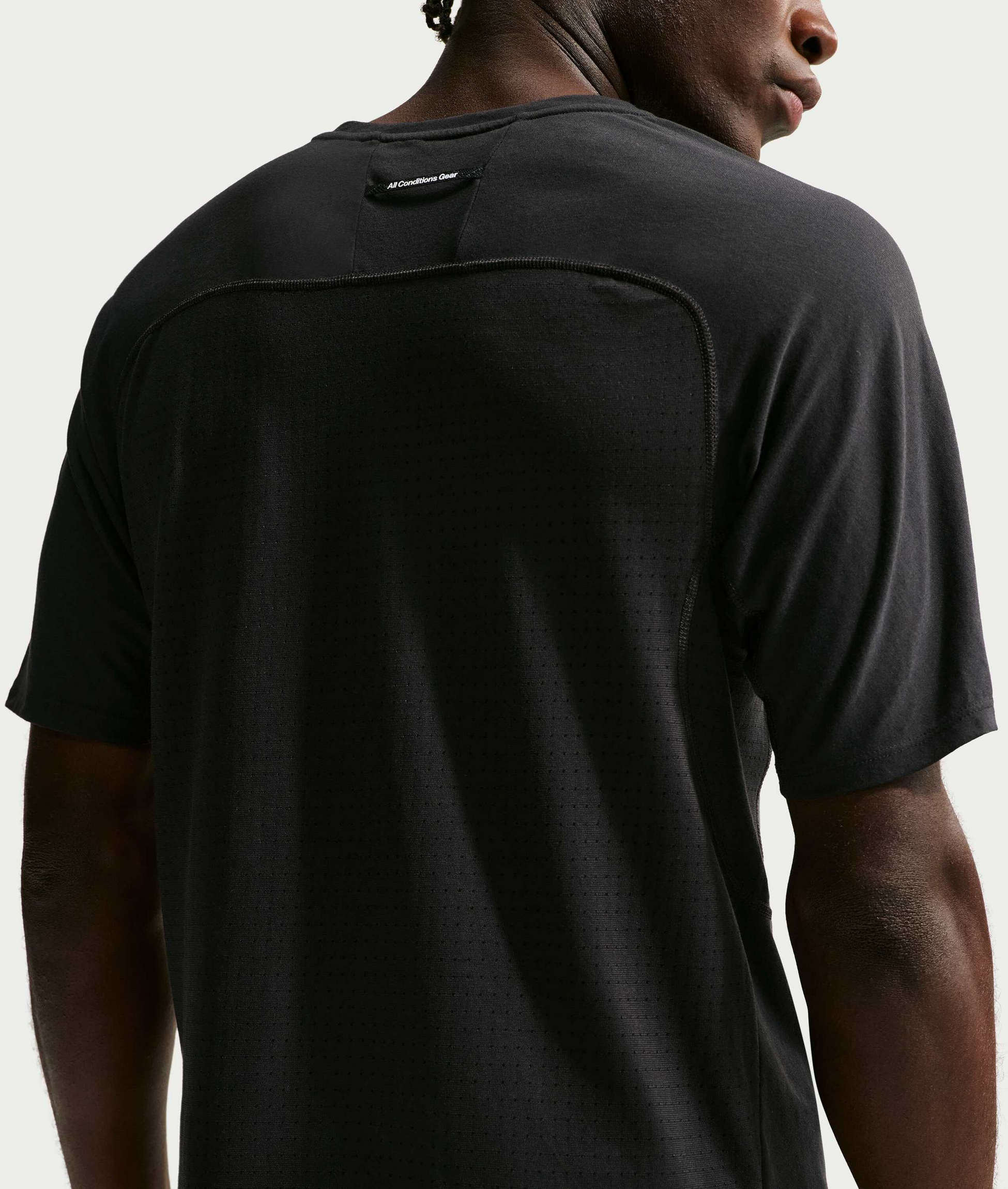 NIKE, Men's Dri-fit Adv Trail Running Top Acg 'solar Chase'