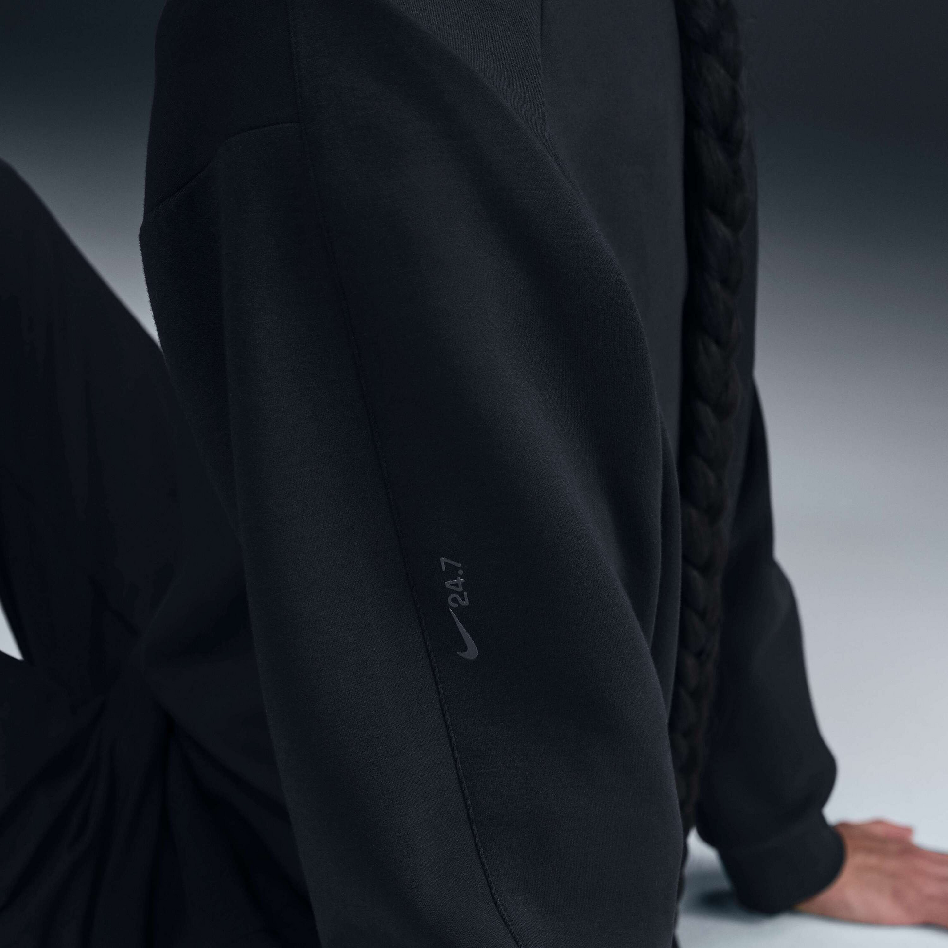 NIKE, Men's Dri-fit Crew 24.7 Impossiblysoft