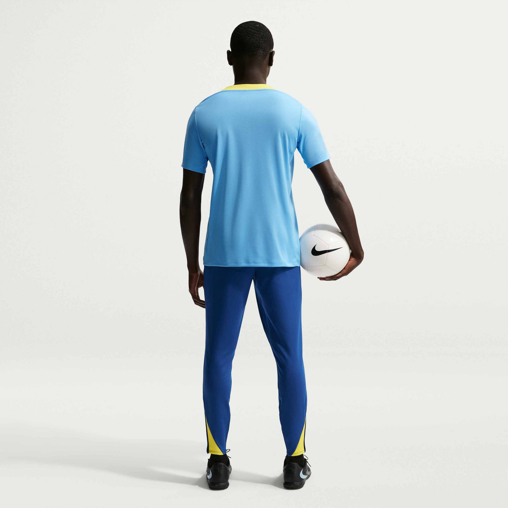 NIKE, Men's Dri-fit Football Knit Pants F.c. Barcelona Strike Se