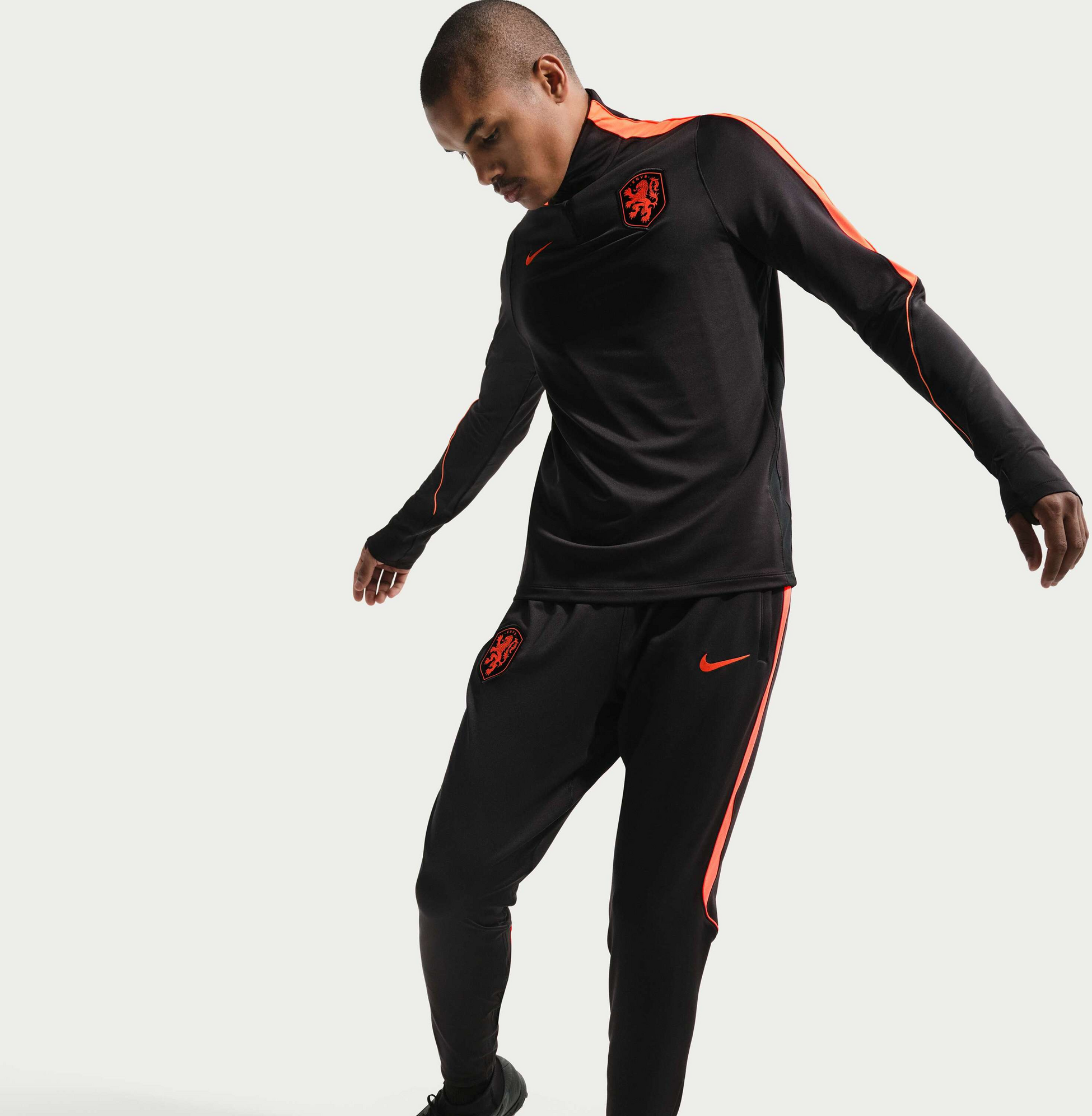 NIKE, Men's Dri-fit Football Knit Pants Netherlands Strike