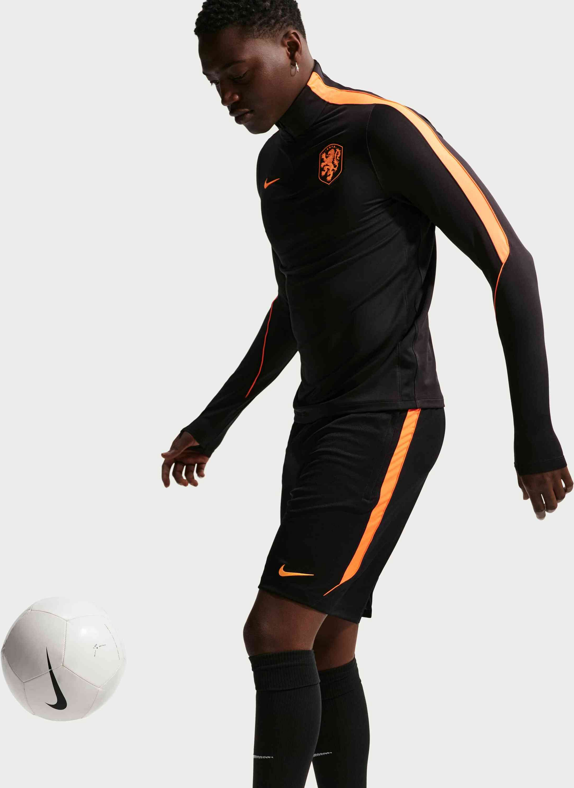 NIKE, Men's Dri-fit Football Knit Shorts Netherlands Strike