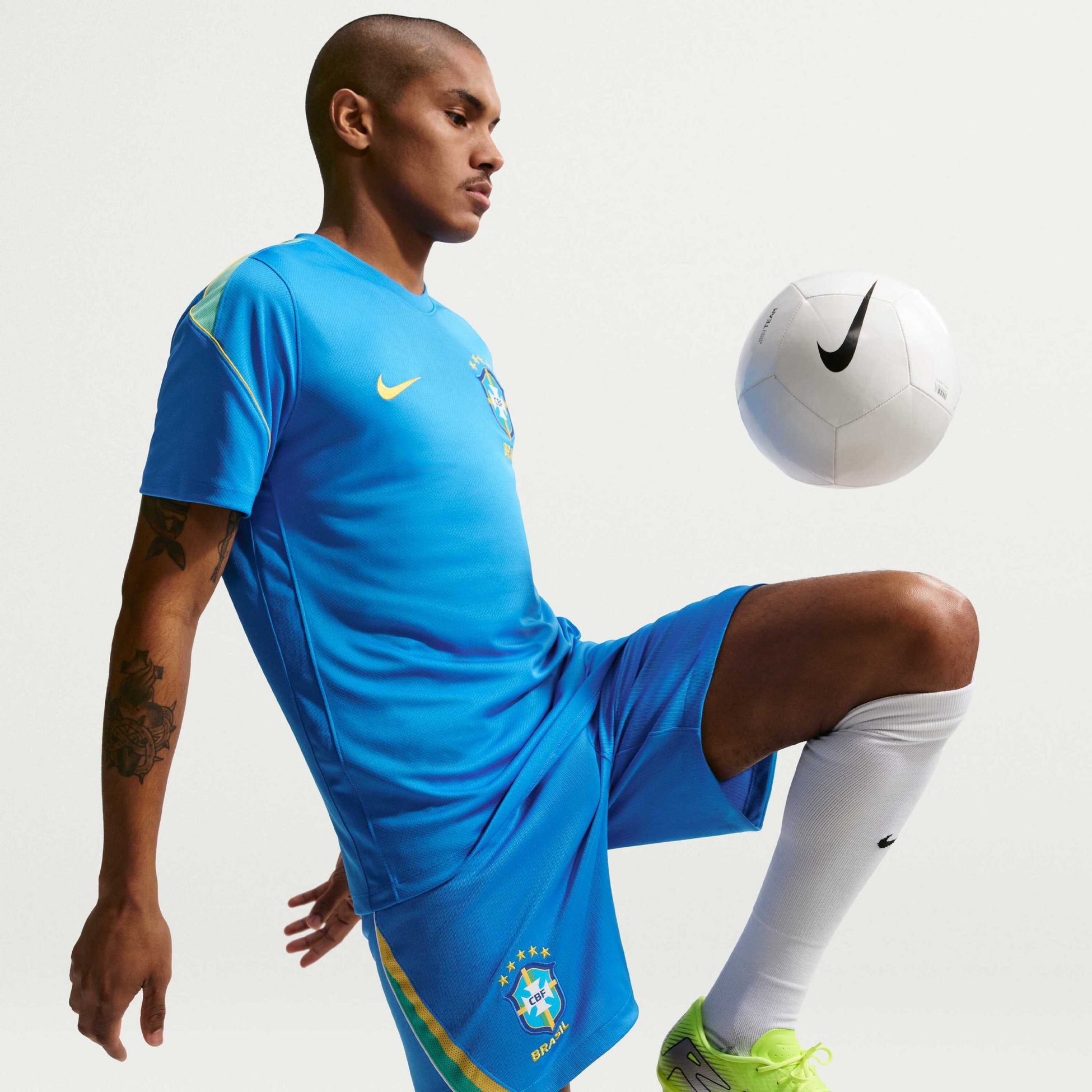 NIKE, Men's Dri-fit Football Replica Shorts Brazil 2026 Stadium Home