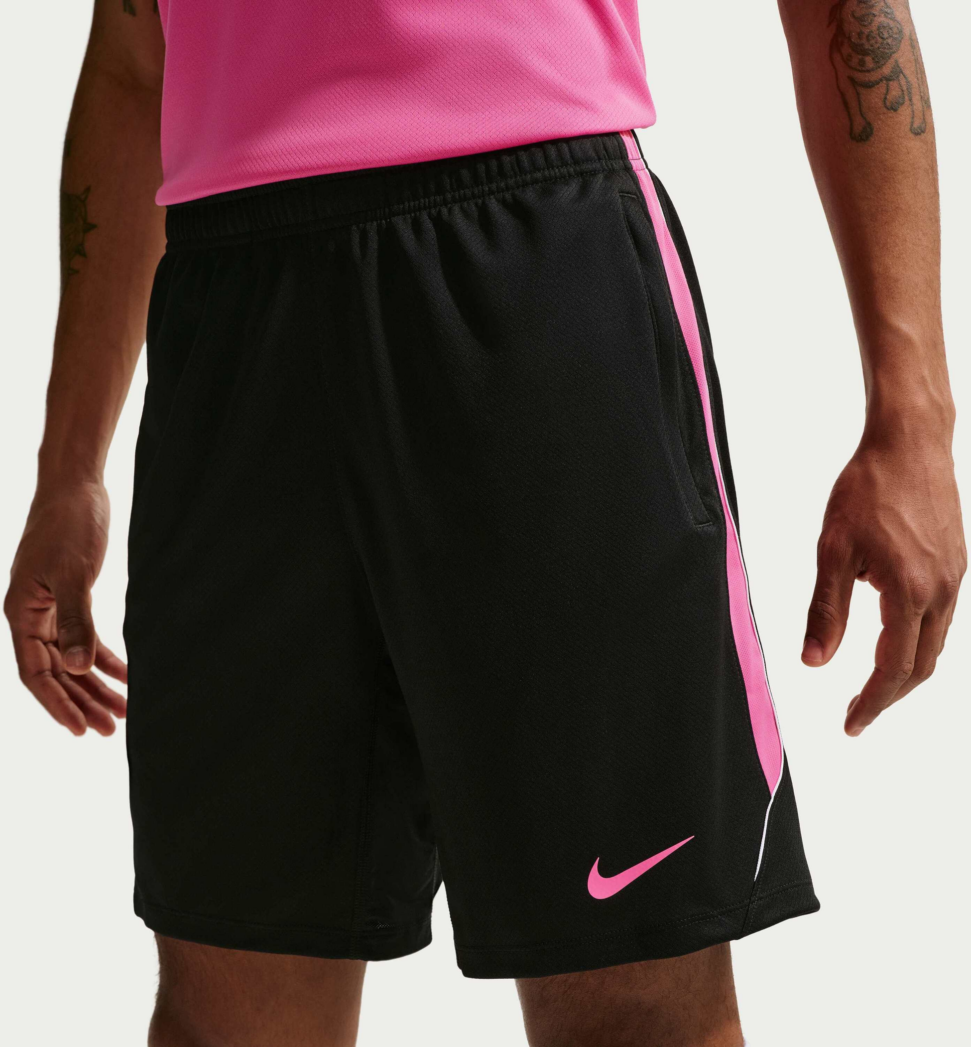 NIKE, Men's Dri-fit Football Shorts Strike