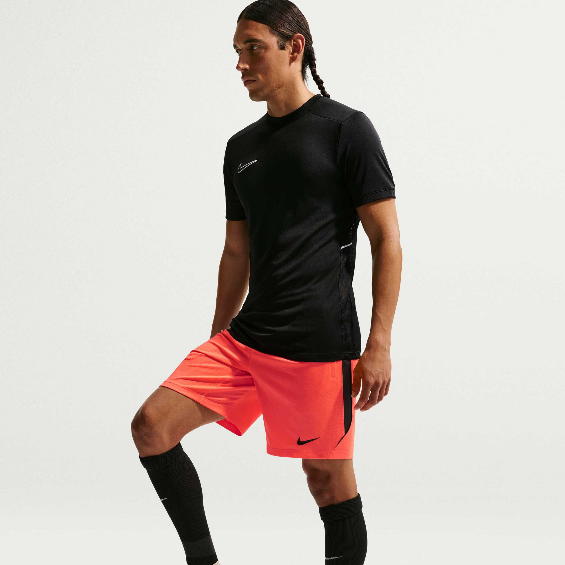 NIKE, Men's Dri-fit Football Shorts Strike