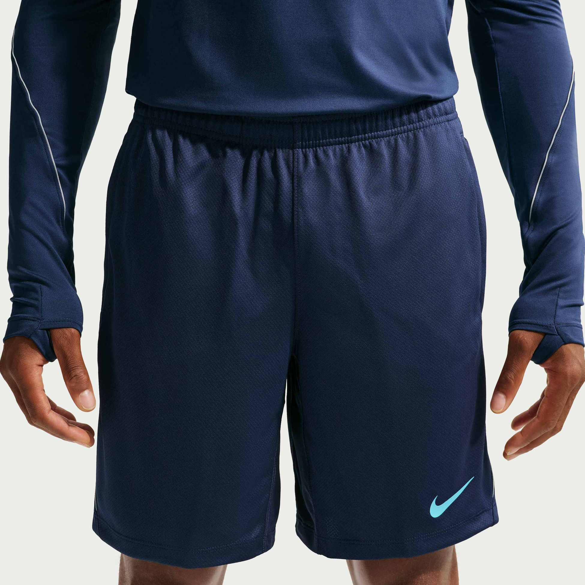 NIKE, Men's Dri-fit Football Shorts Strike