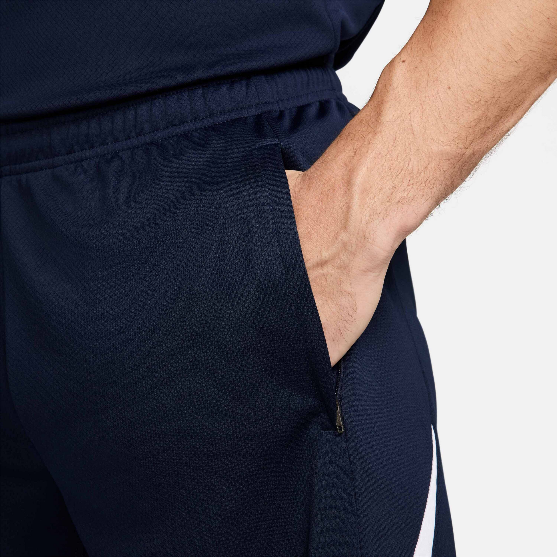 NIKE, Men's Dri-fit Football Shorts Strike