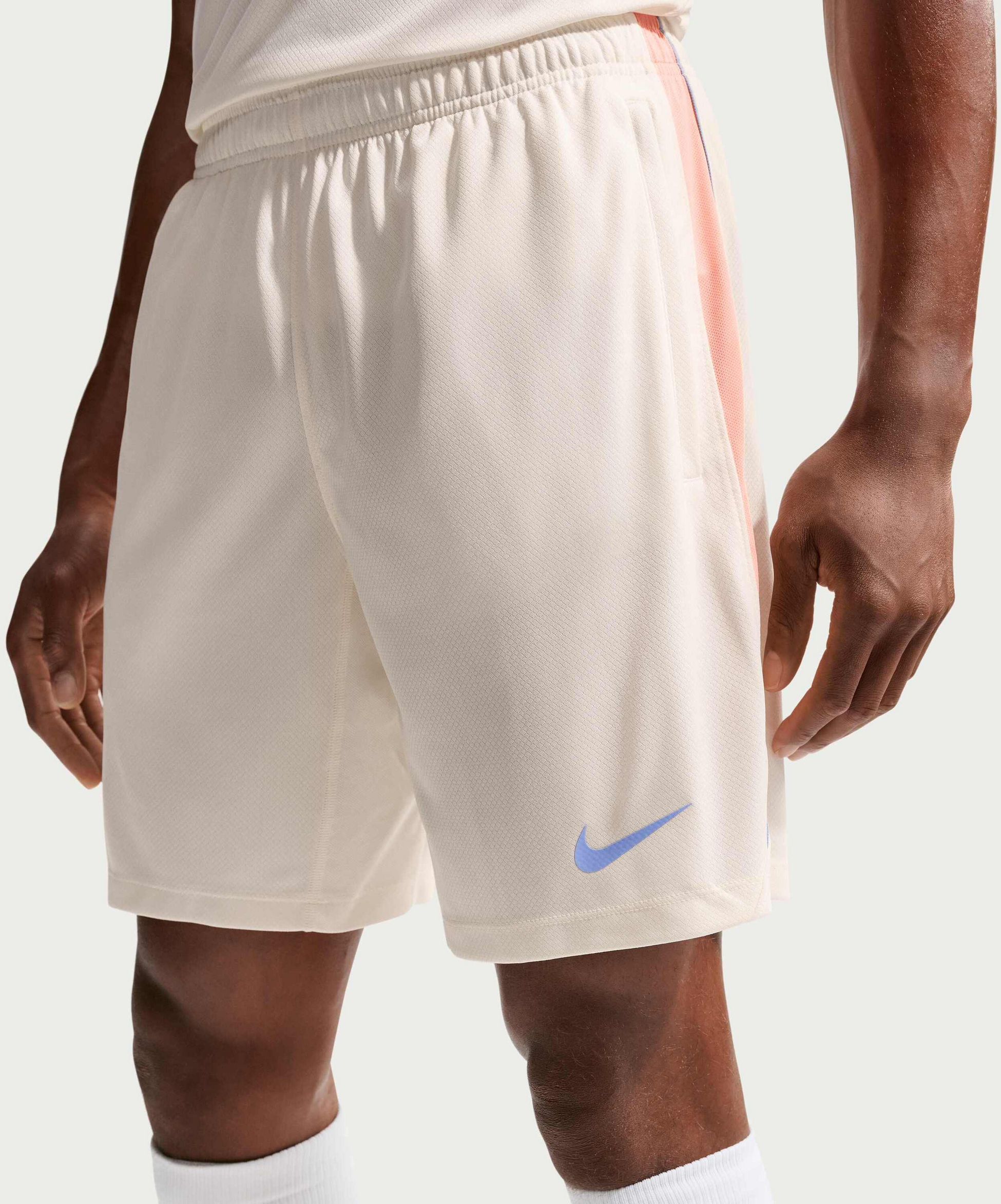 NIKE, Men's Dri-fit Football Shorts Strike