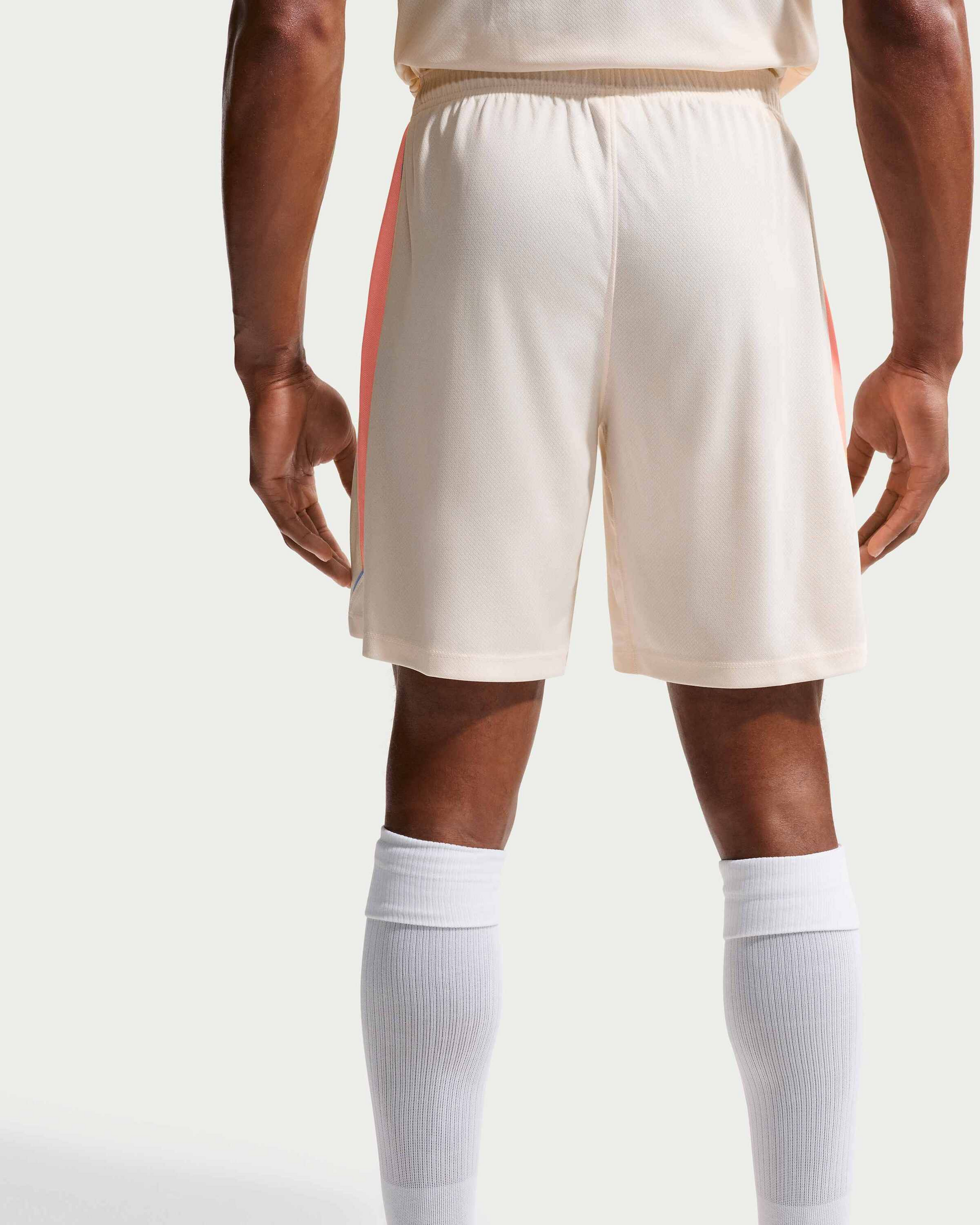 NIKE, Men's Dri-fit Football Shorts Strike