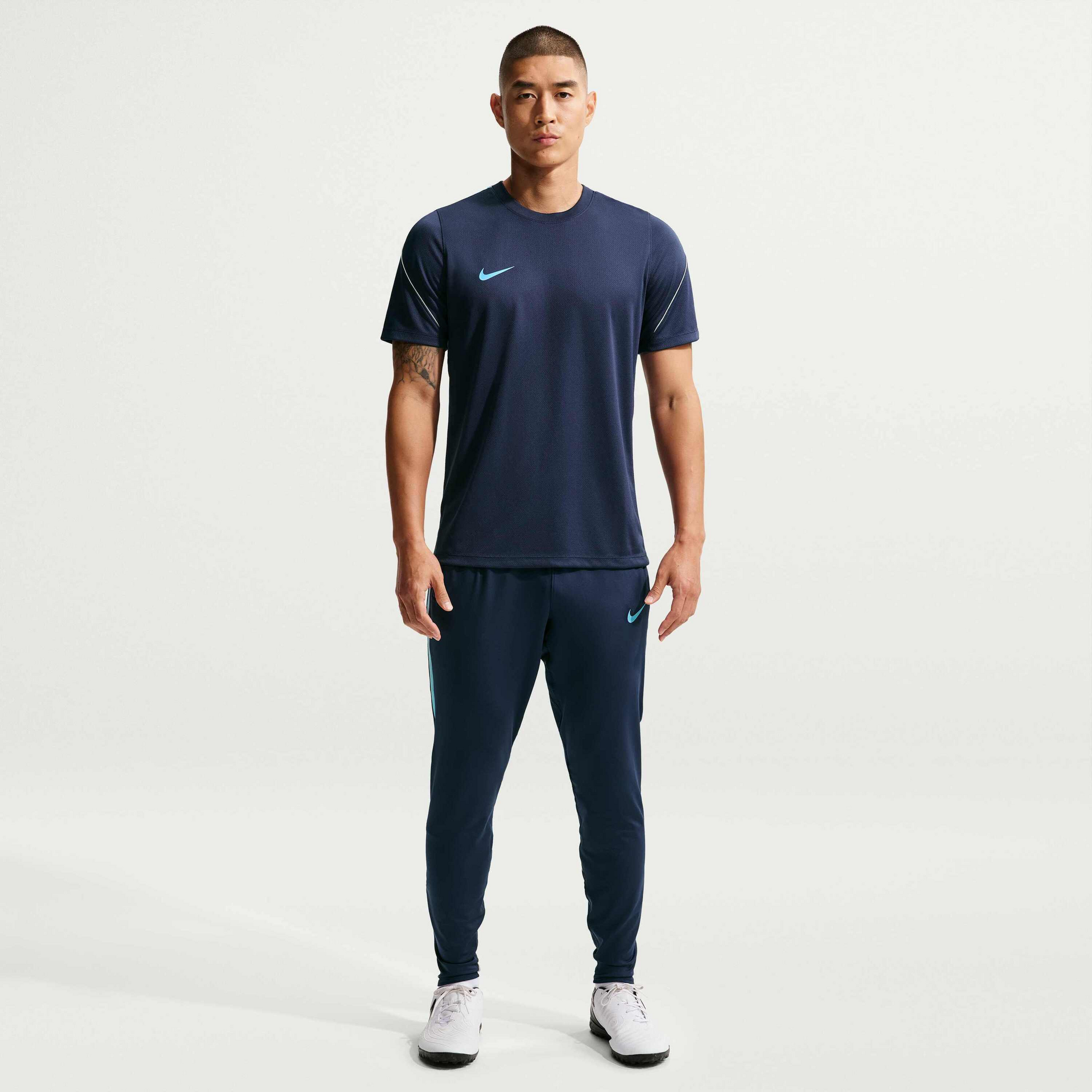 NIKE, Men's Dri-fit Football Trousers Strike