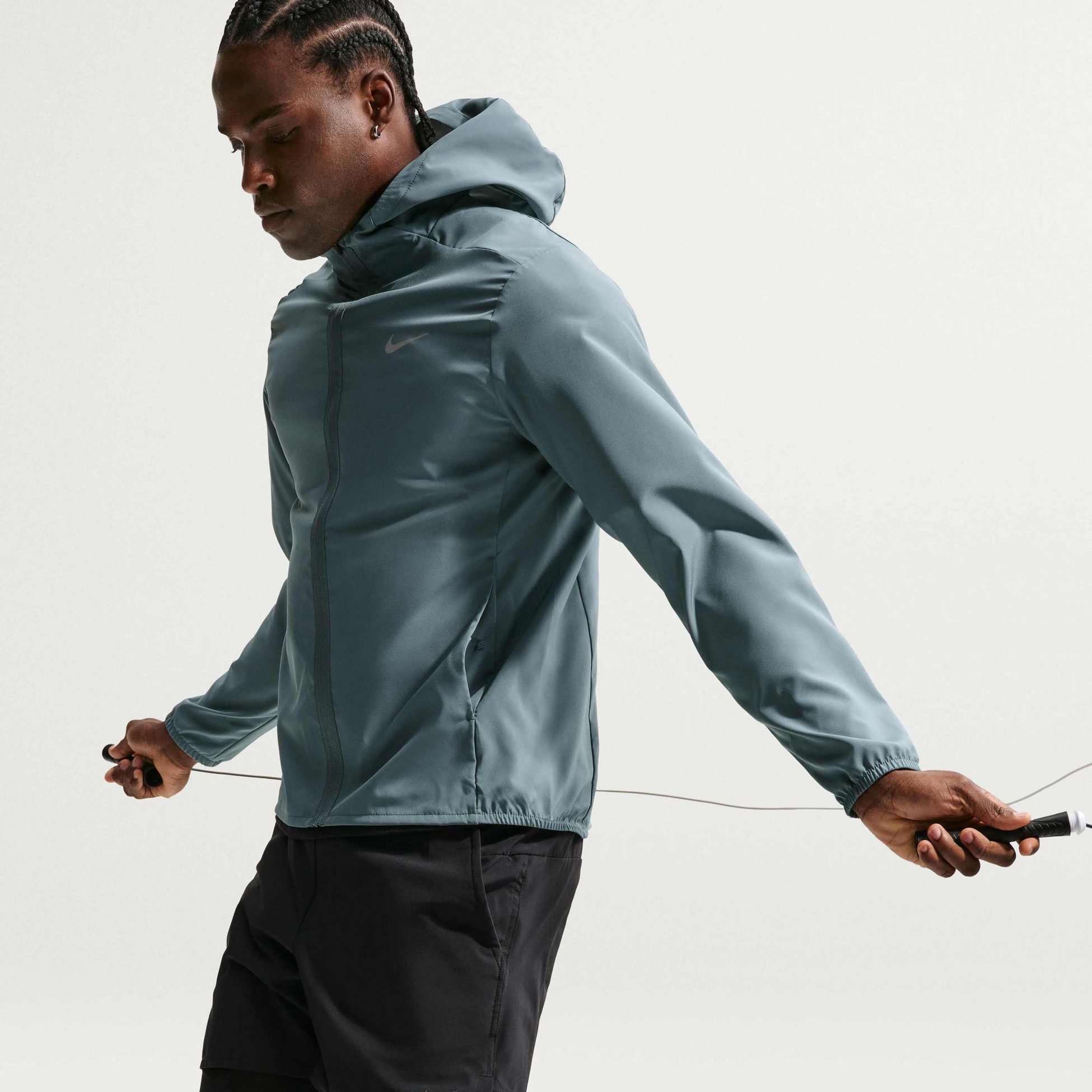 NIKE, Men's Dri-fit Hooded Versatile Jacket Form
