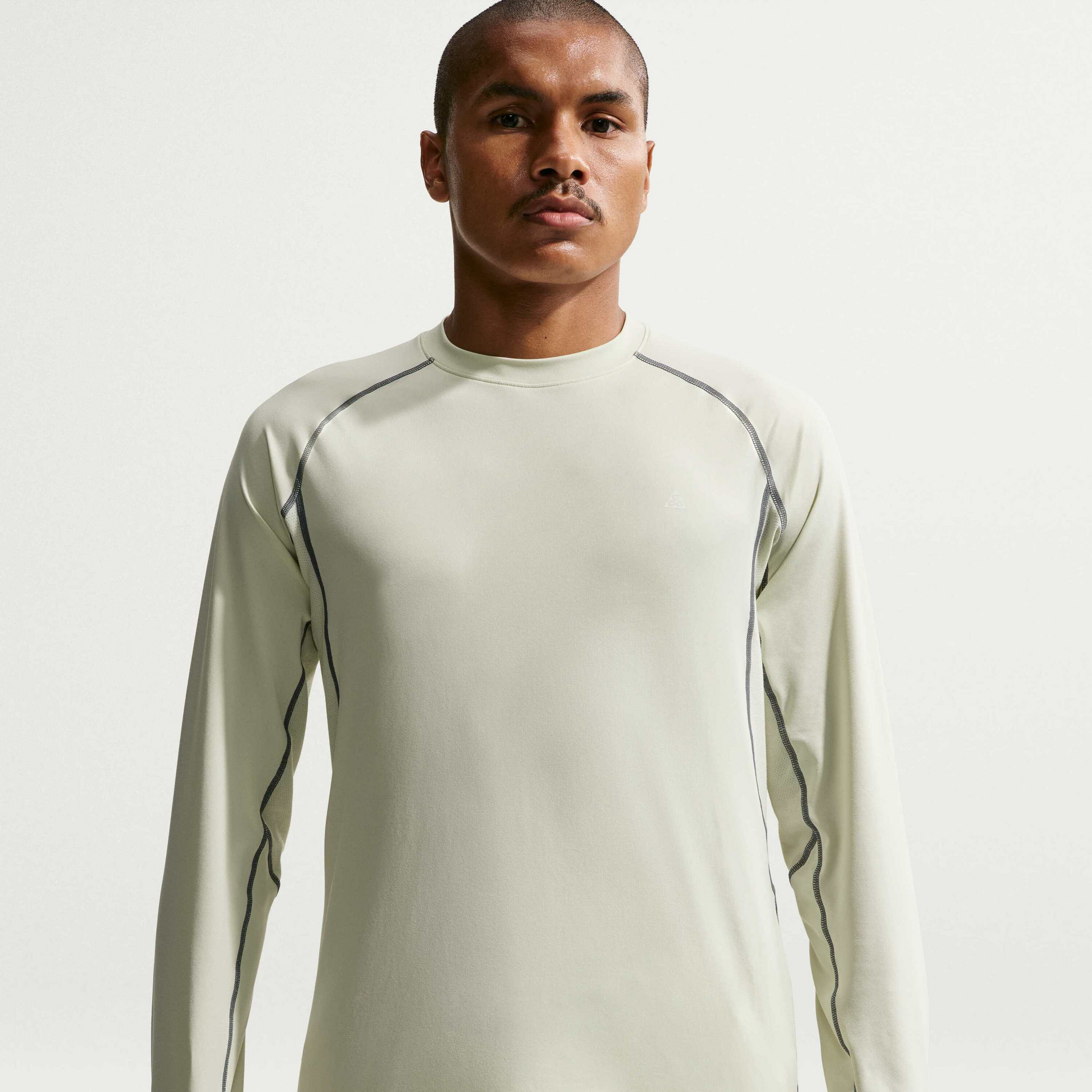 NIKE, Men's Dri-fit Long-sleeve Base Layer Acg 'wildsee'