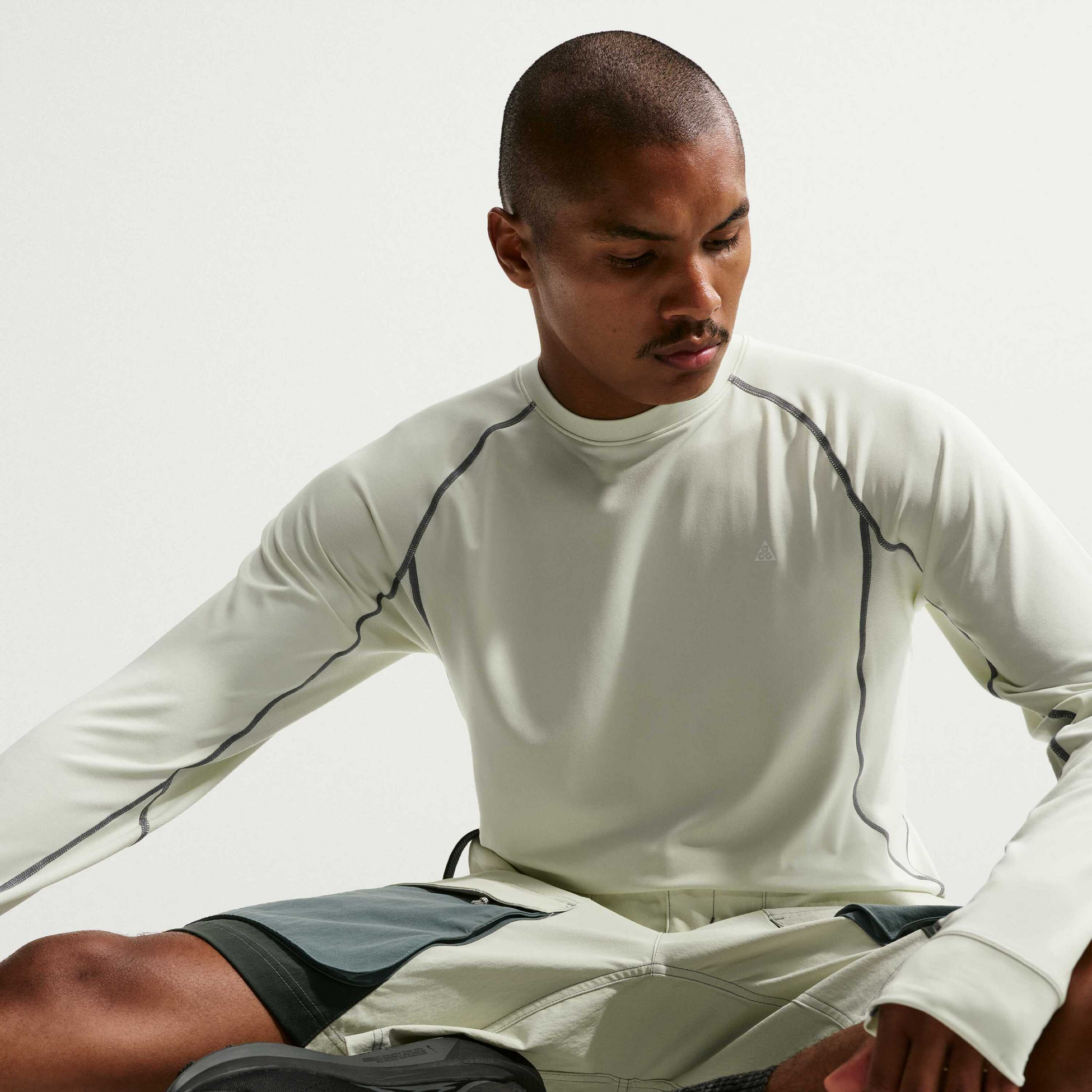 NIKE, Men's Dri-fit Long-sleeve Base Layer Acg 'wildsee'