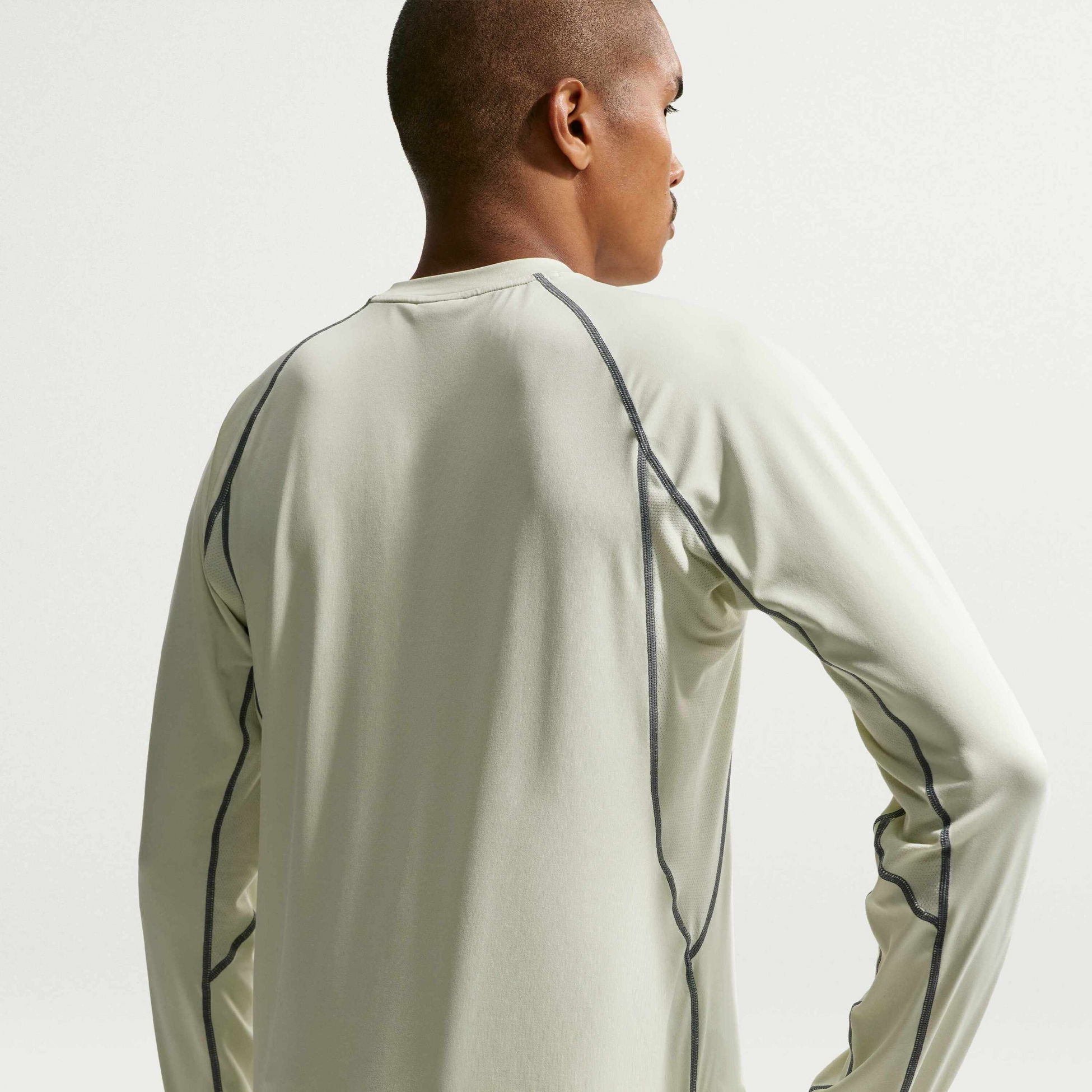 NIKE, Men's Dri-fit Long-sleeve Base Layer Acg 'wildsee'