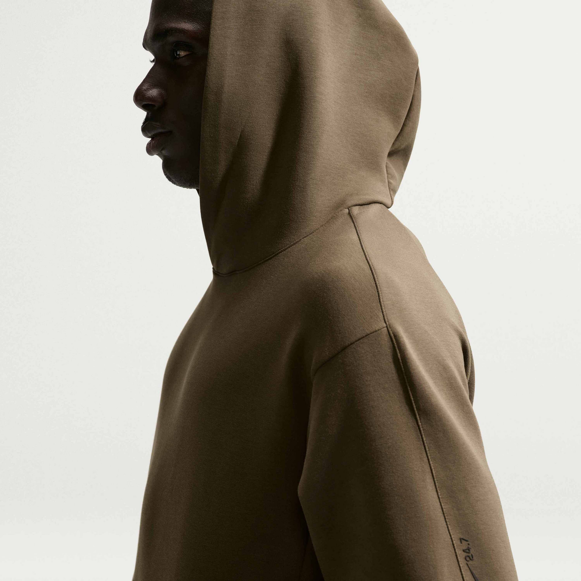 NIKE, Men's Dri-fit Pullover Hoodie 24.7 Impossiblysoft