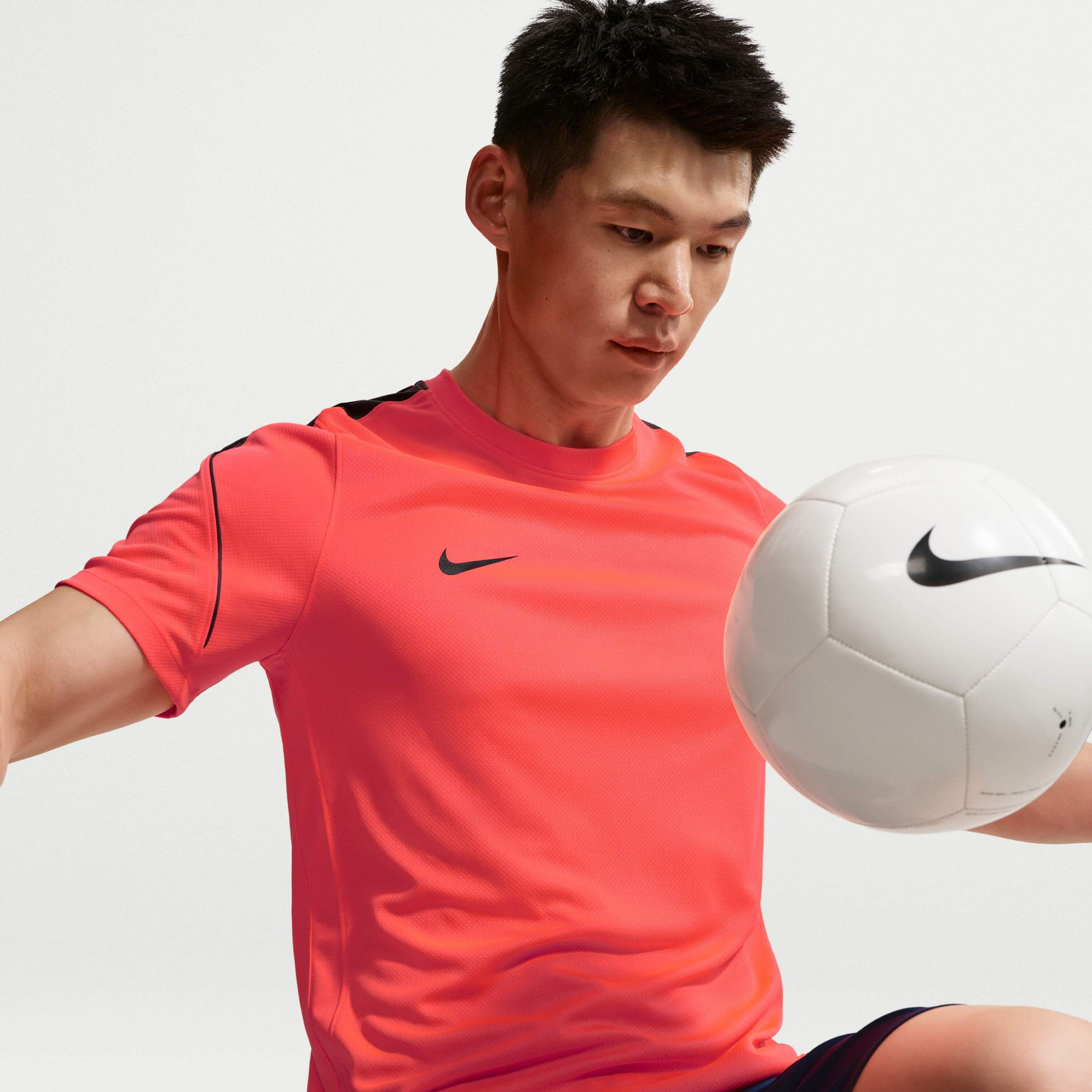 NIKE, Men's Dri-fit Short-sleeve Football Shirt Strike
