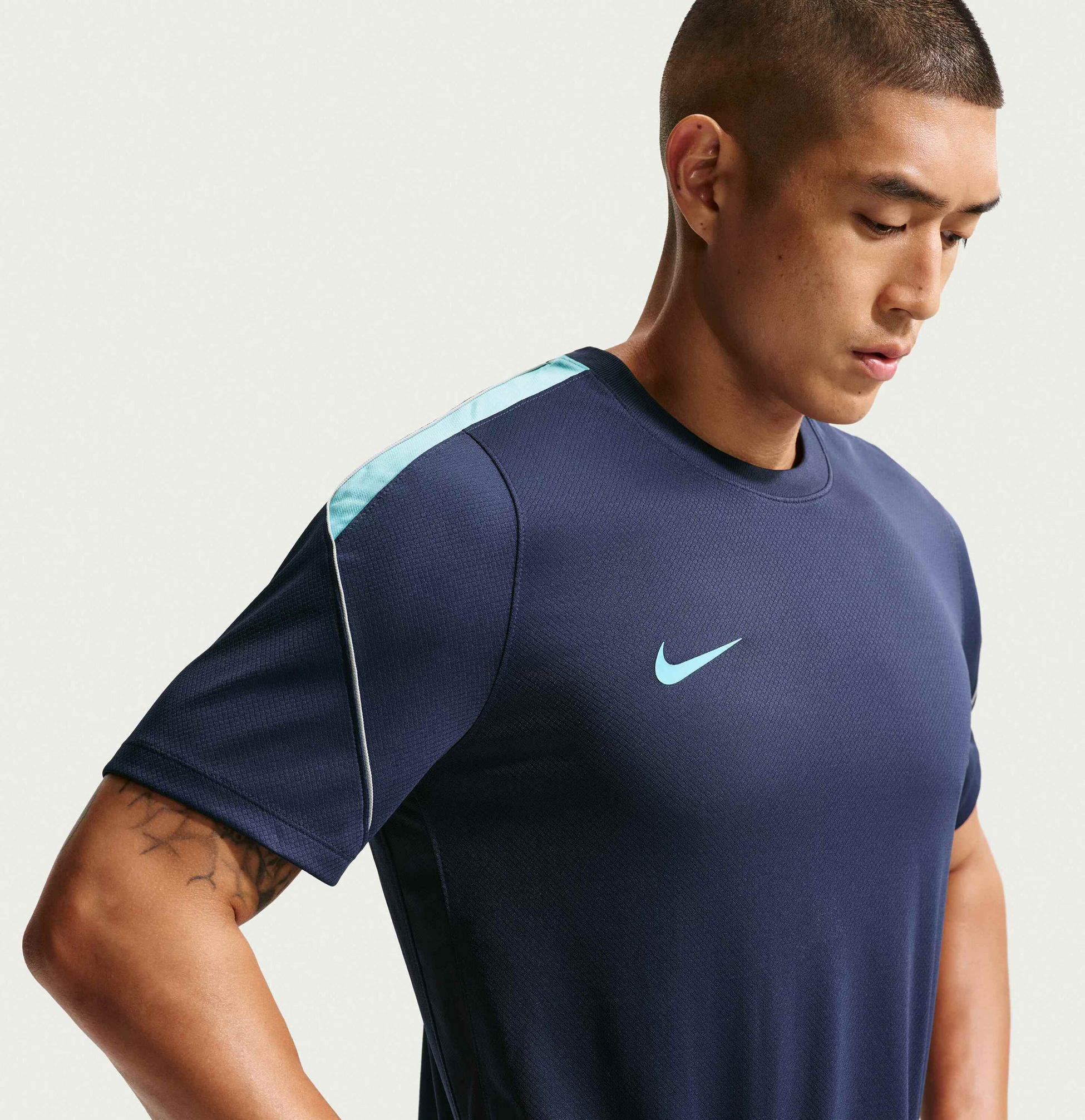 NIKE, Men's Dri-fit Short-sleeve Football Shirt Strike