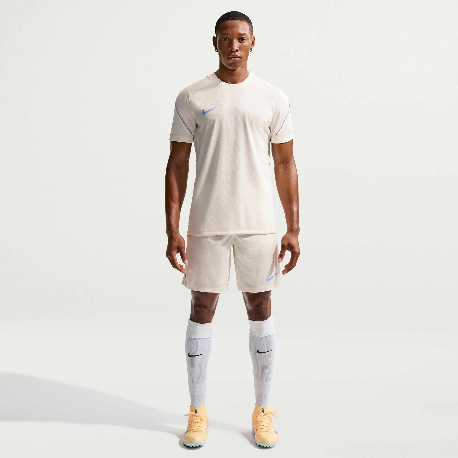 NIKE, Men's Dri-fit Short-sleeve Football Shirt Strike