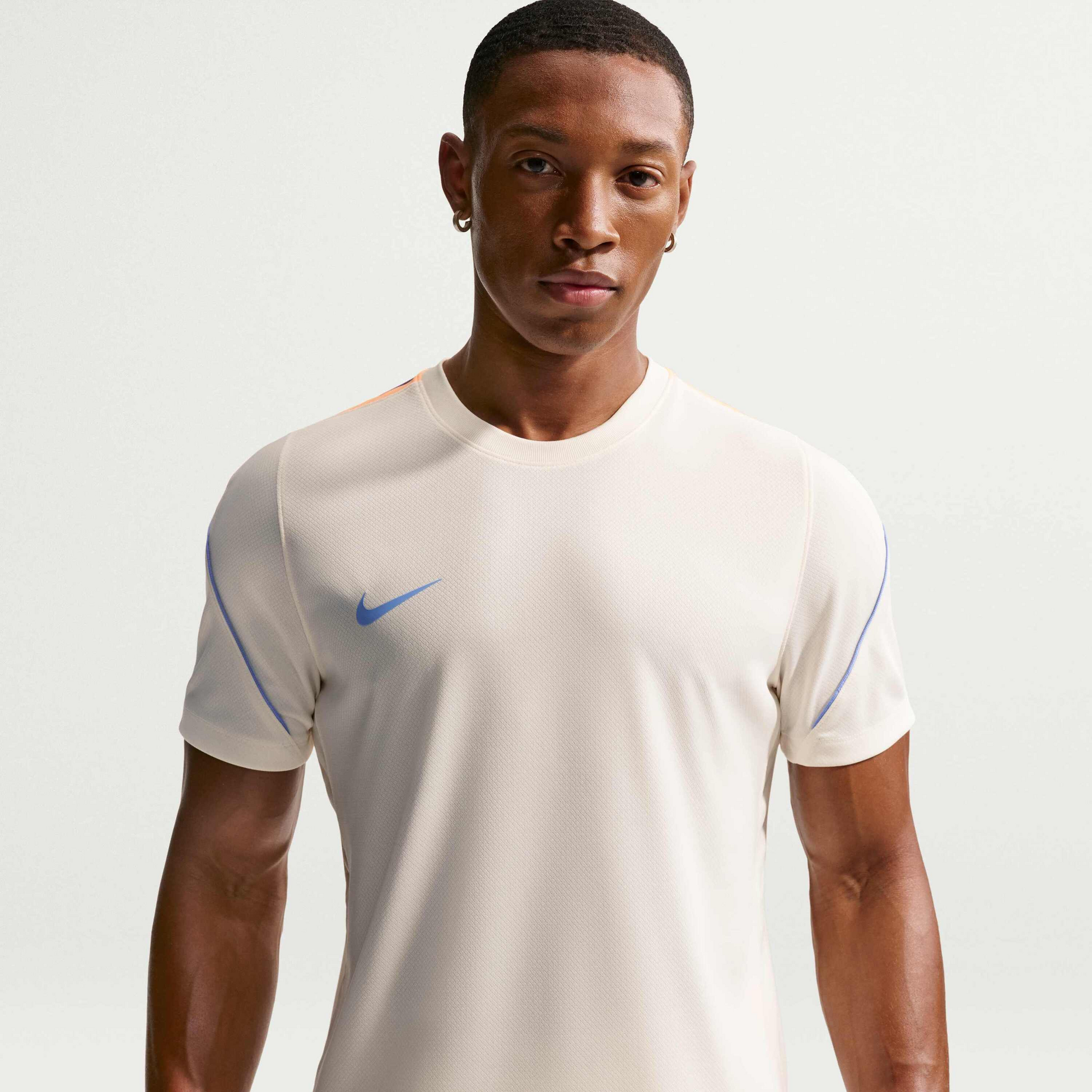 NIKE, Men's Dri-fit Short-sleeve Football Shirt Strike