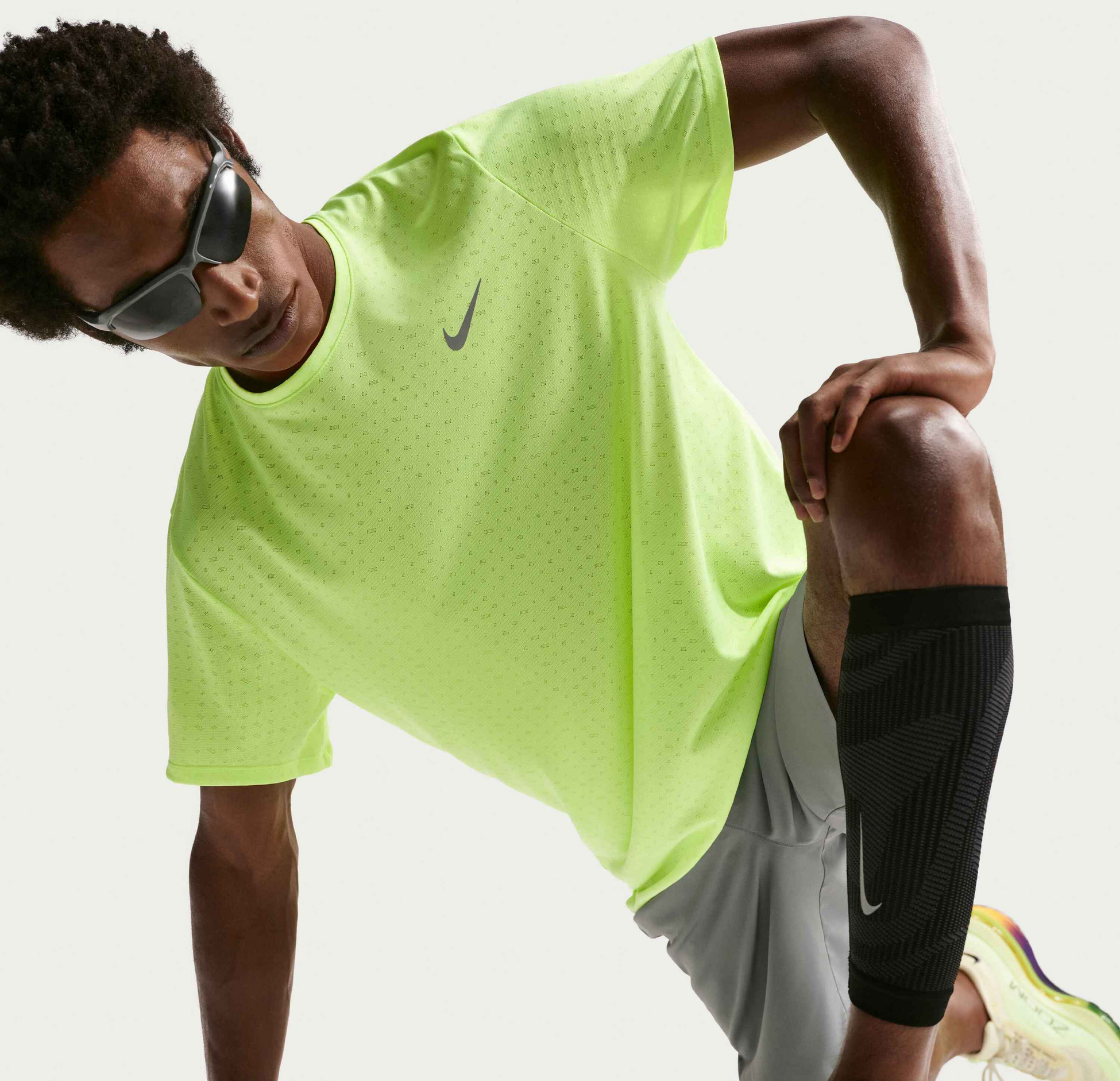 NIKE, Men's Dri-fit Short-sleeve Running Top Miler Breathe
