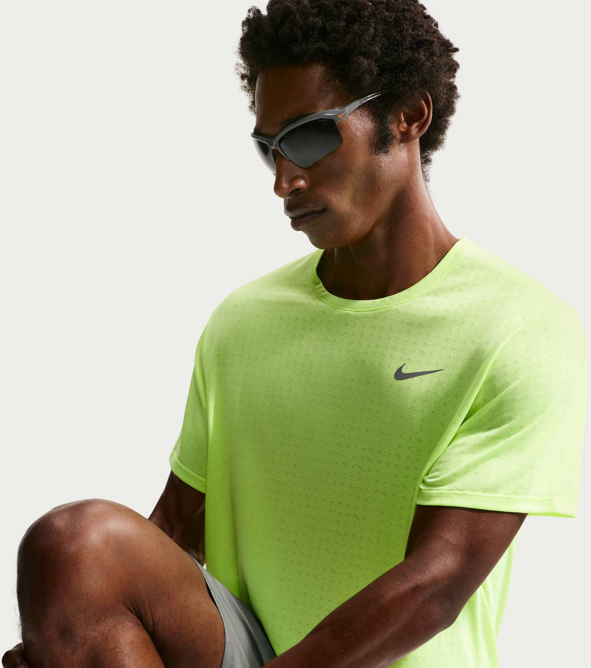 NIKE, Men's Dri-fit Short-sleeve Running Top Miler Breathe