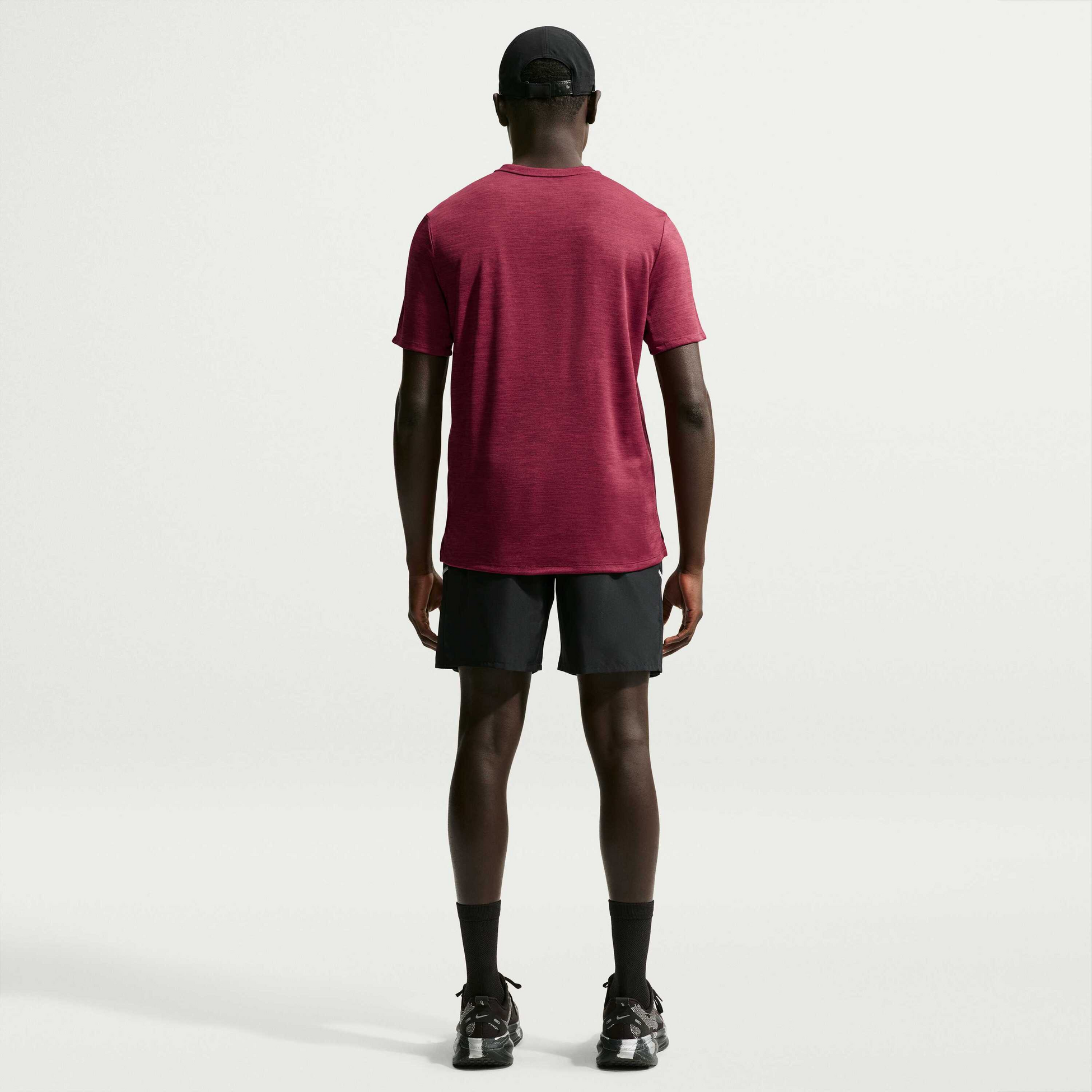 NIKE, Men's Dri-fit Short-sleeve Running Top Miler