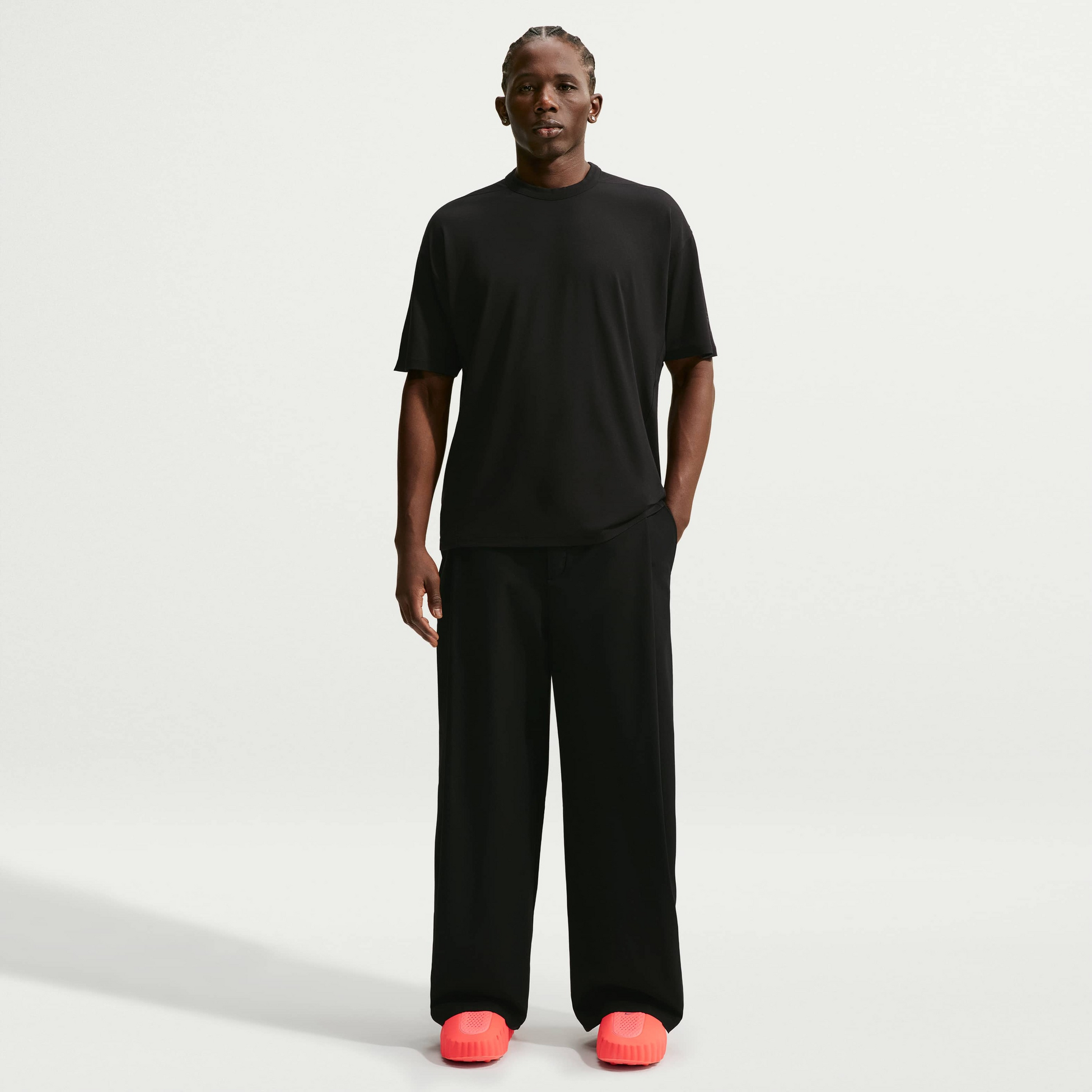 NIKE, Men's Dri-fit Short-sleeve T-shirt 24.7 Impossiblysoft Light