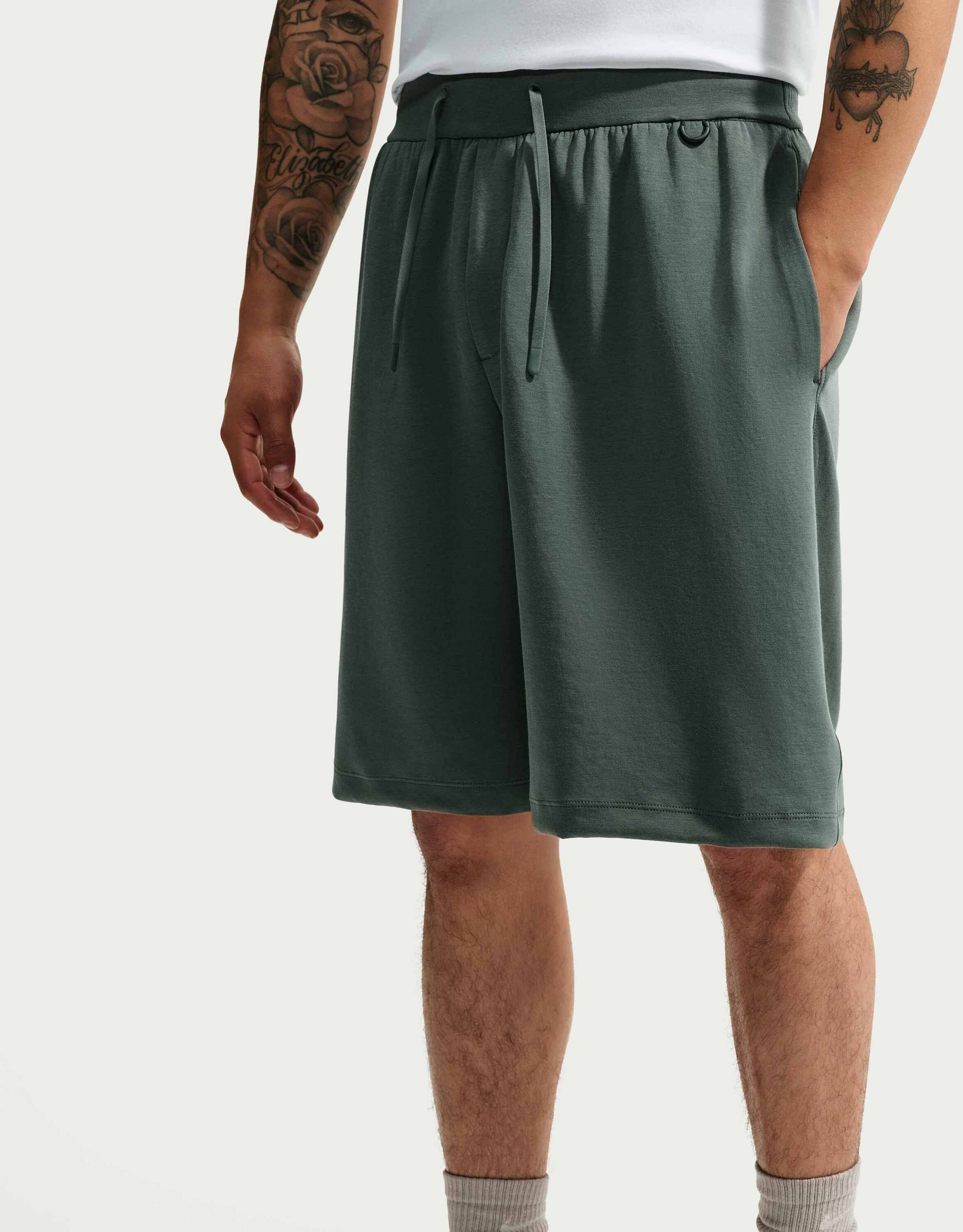 NIKE, Men's Dri-fit Shorts 24.7 Impossiblysoft